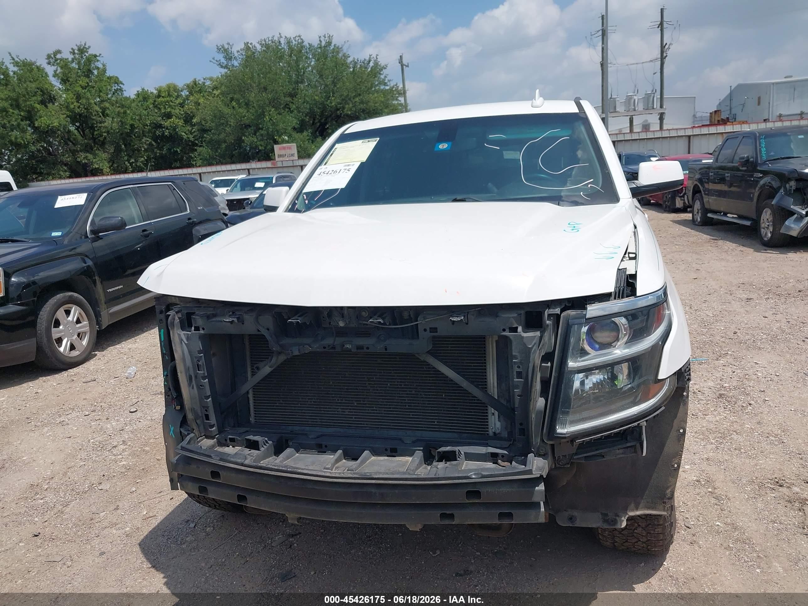 2015 Chevrolet Tahoe Ls White vin: 1GNSCAKC6FR696131