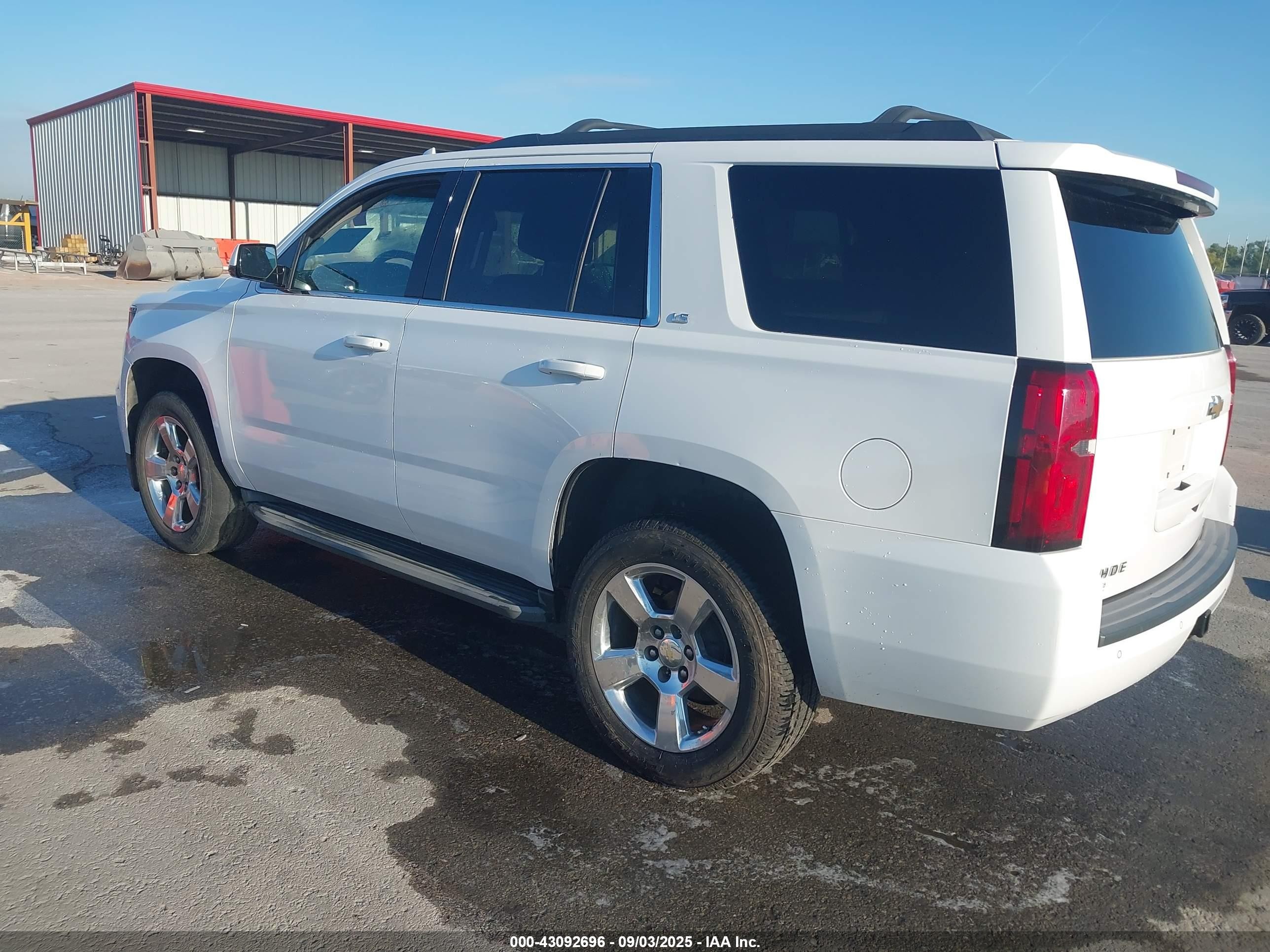 2015 Chevrolet Tahoe Ls White vin: 1GNSCAKC8FR559241