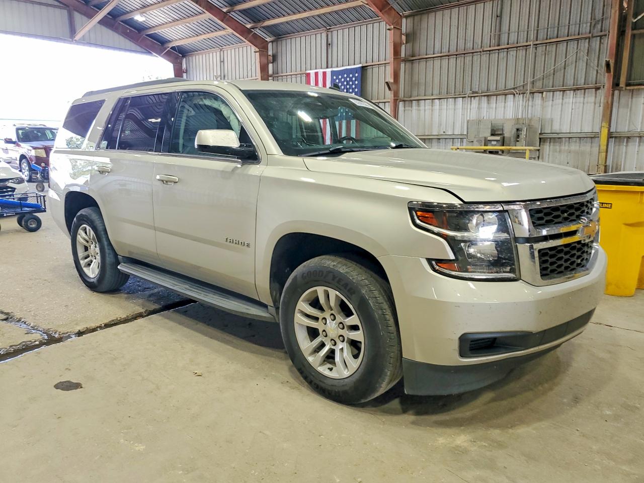 2015 Chevrolet Tahoe C1500 Ls Cream vin: 1GNSCAKC9FR183293