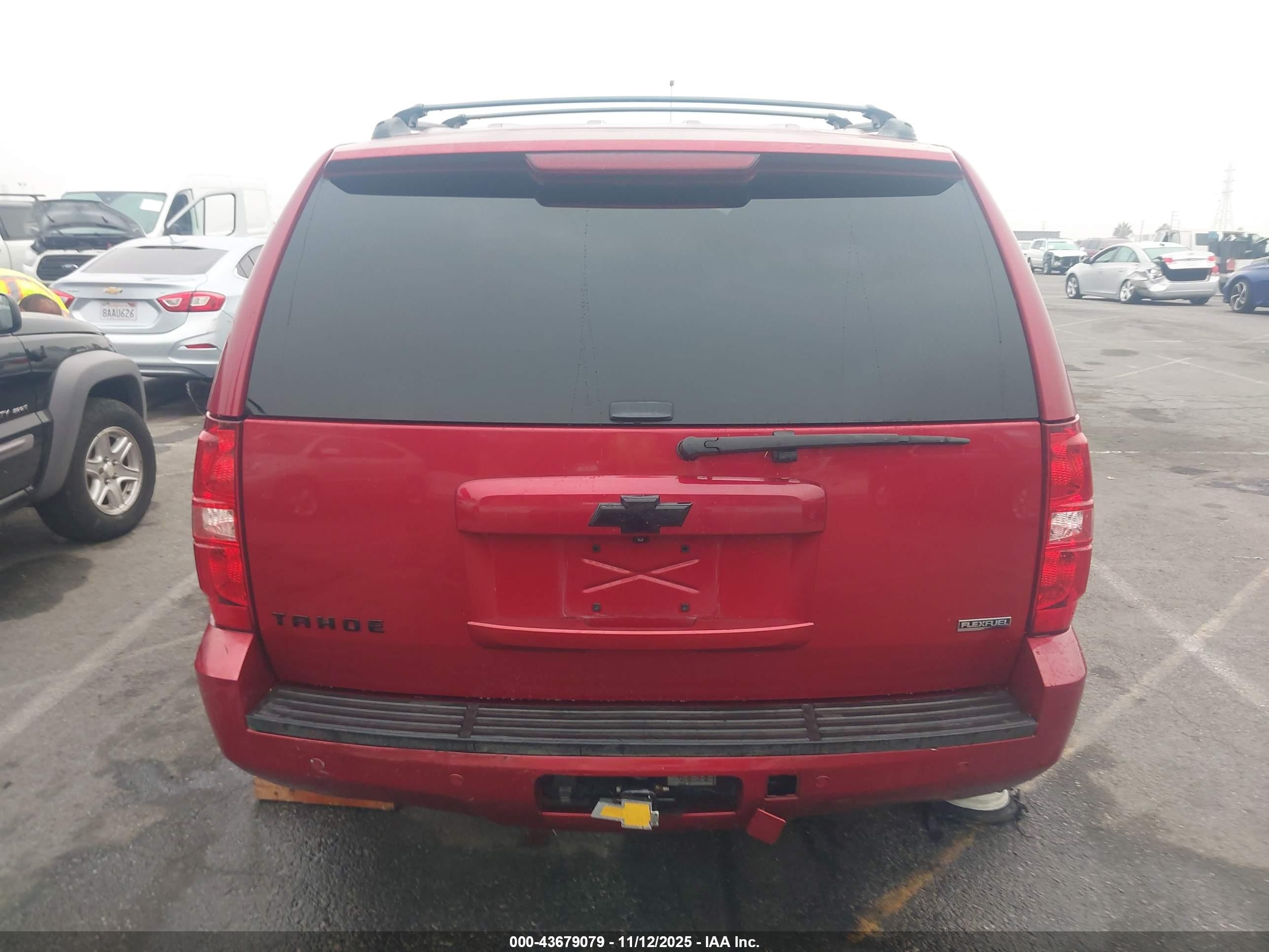 2012 Chevrolet Tahoe Lt Burgundy vin: 1GNSCBE00CR216152
