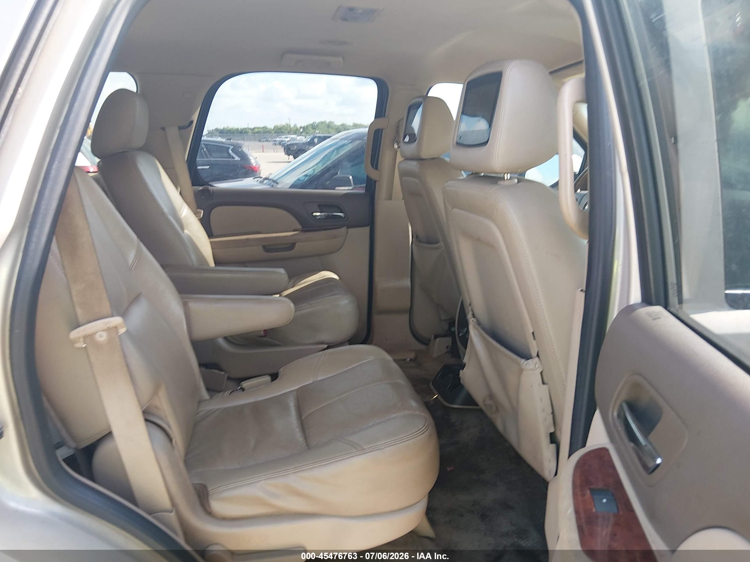 2013 Chevrolet Tahoe Lt Tan vin: 1GNSCBE00DR195367
