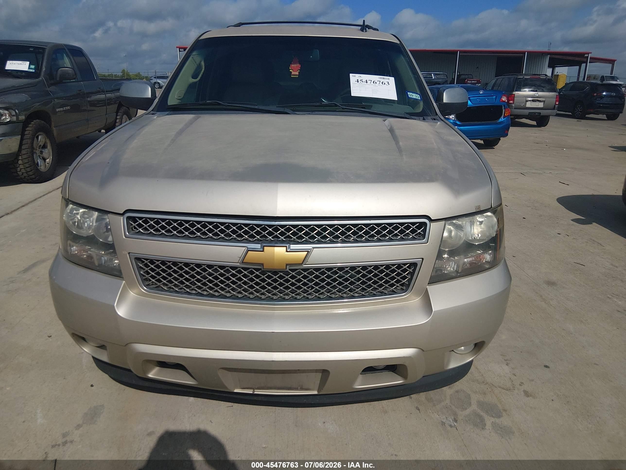 2013 Chevrolet Tahoe Lt Tan vin: 1GNSCBE00DR195367