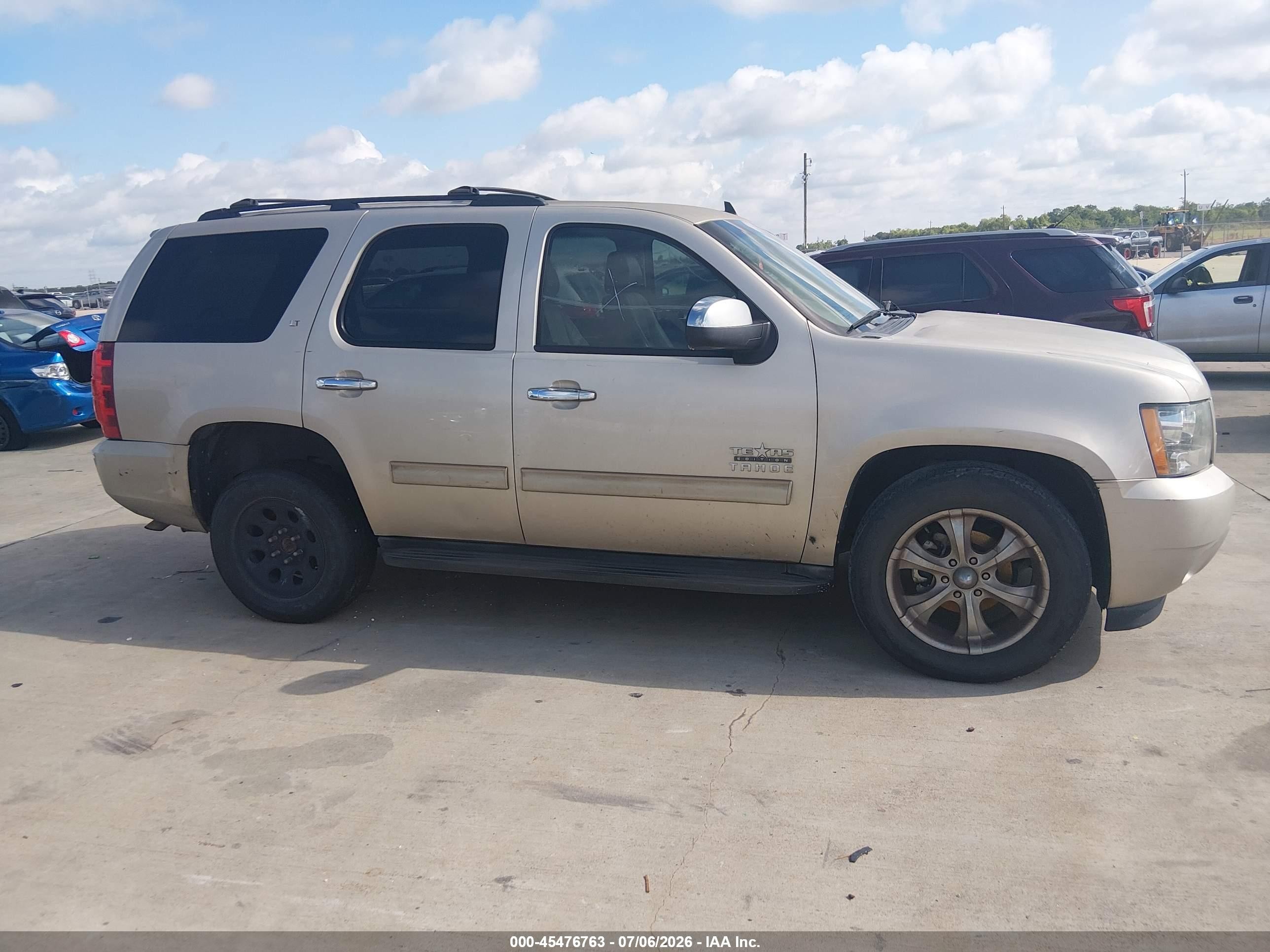 2013 Chevrolet Tahoe Lt Tan vin: 1GNSCBE00DR195367