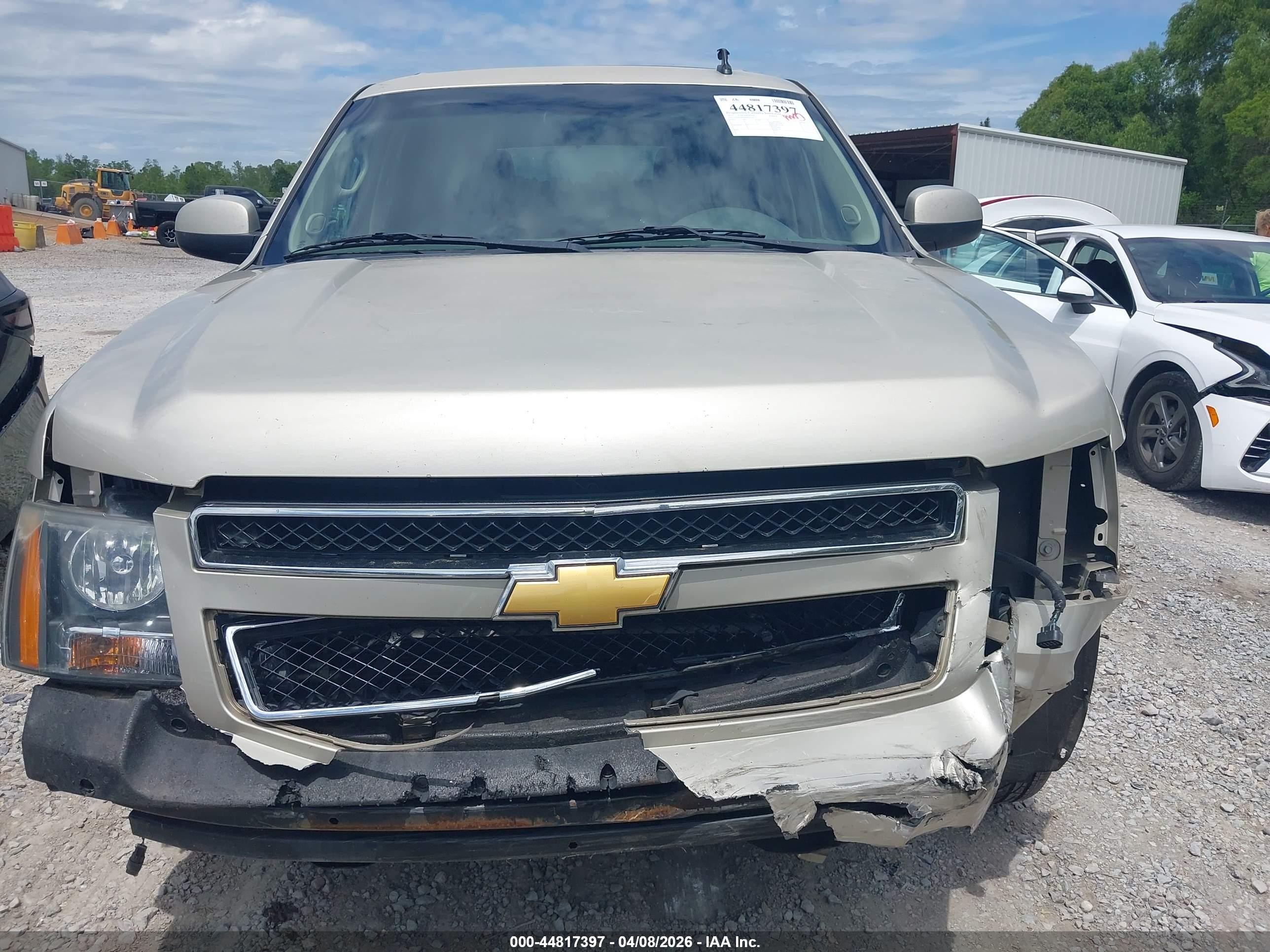 2013 Chevrolet Tahoe Lt Золотой vin: 1GNSCBE00DR317130