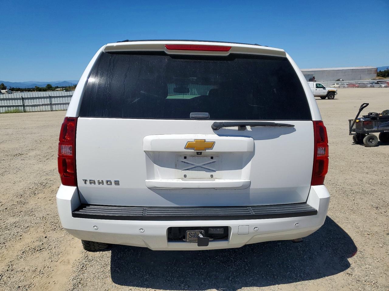2014 Chevrolet Tahoe C1500 Lt White vin: 1GNSCBE00ER231477