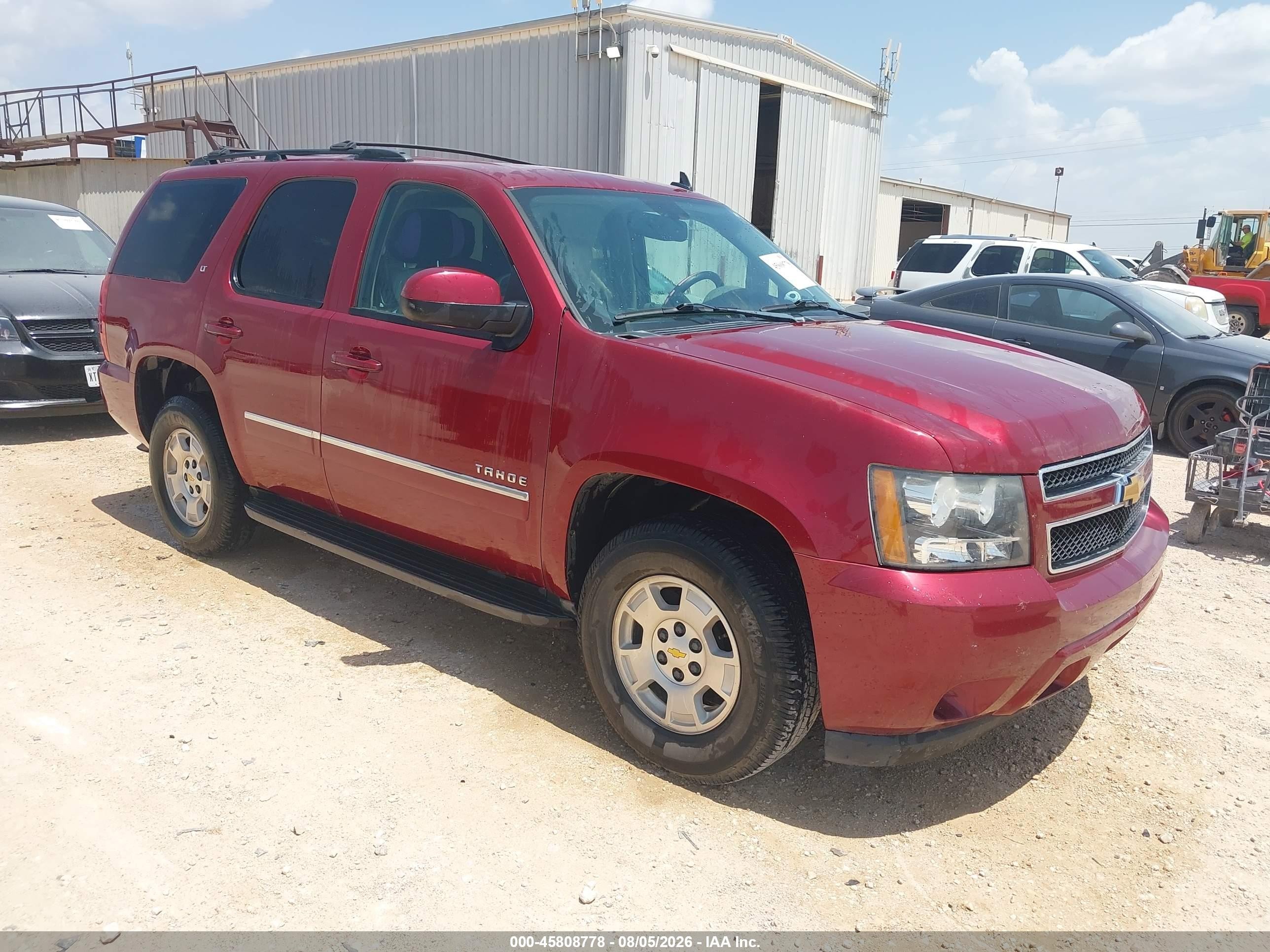 2011 Chevrolet Tahoe Lt Burgundy vin: 1GNSCBE01BR267352