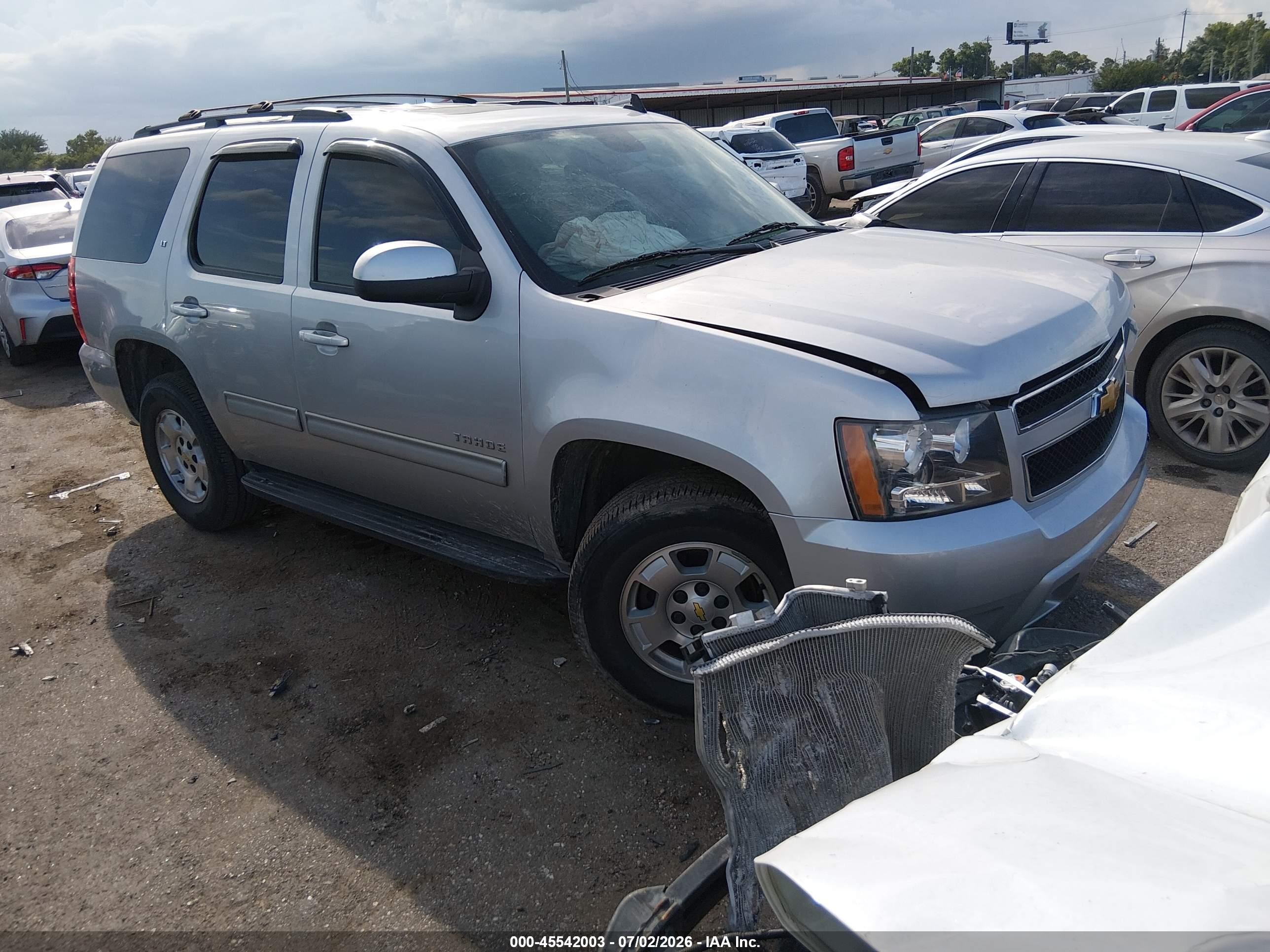 2012 Chevrolet Tahoe Lt Silver vin: 1GNSCBE01CR107022