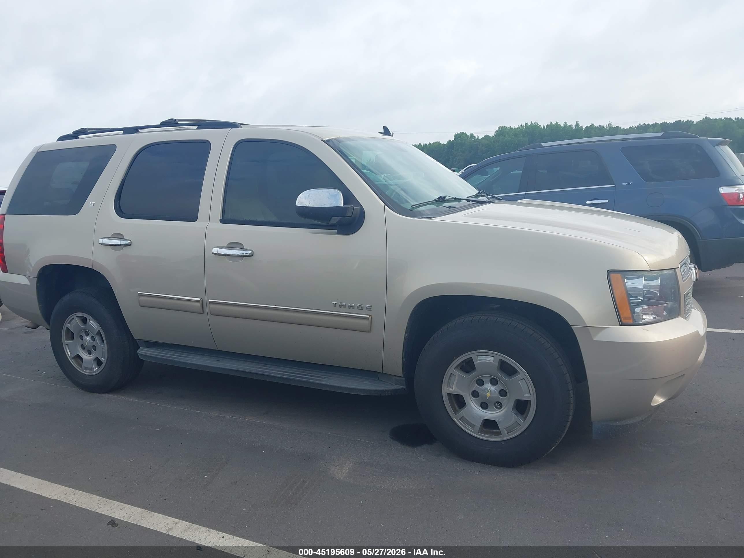 2012 Chevrolet Tahoe Lt Brown vin: 1GNSCBE01CR129456