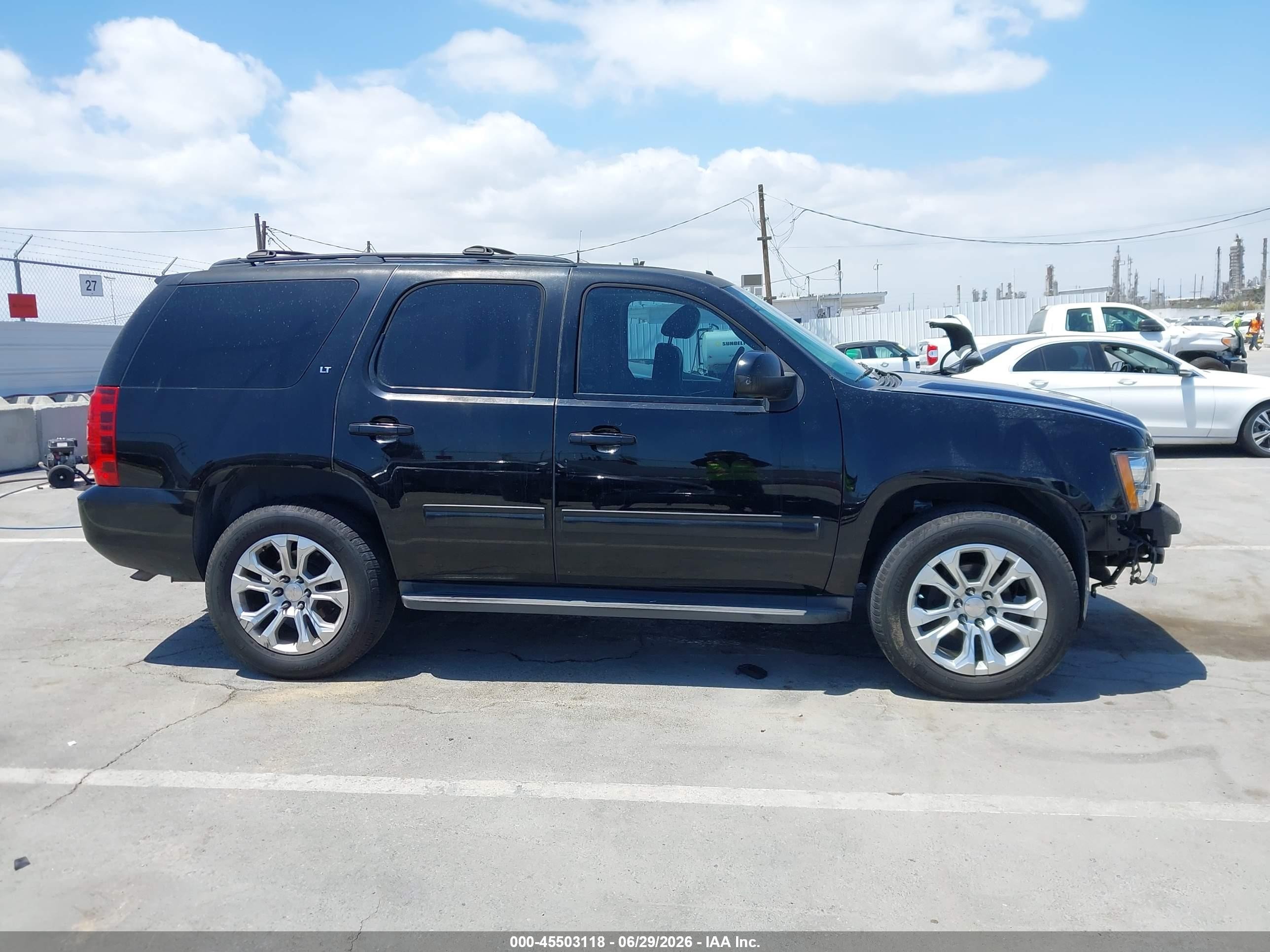 2013 Chevrolet Tahoe Lt Black vin: 1GNSCBE01DR150857