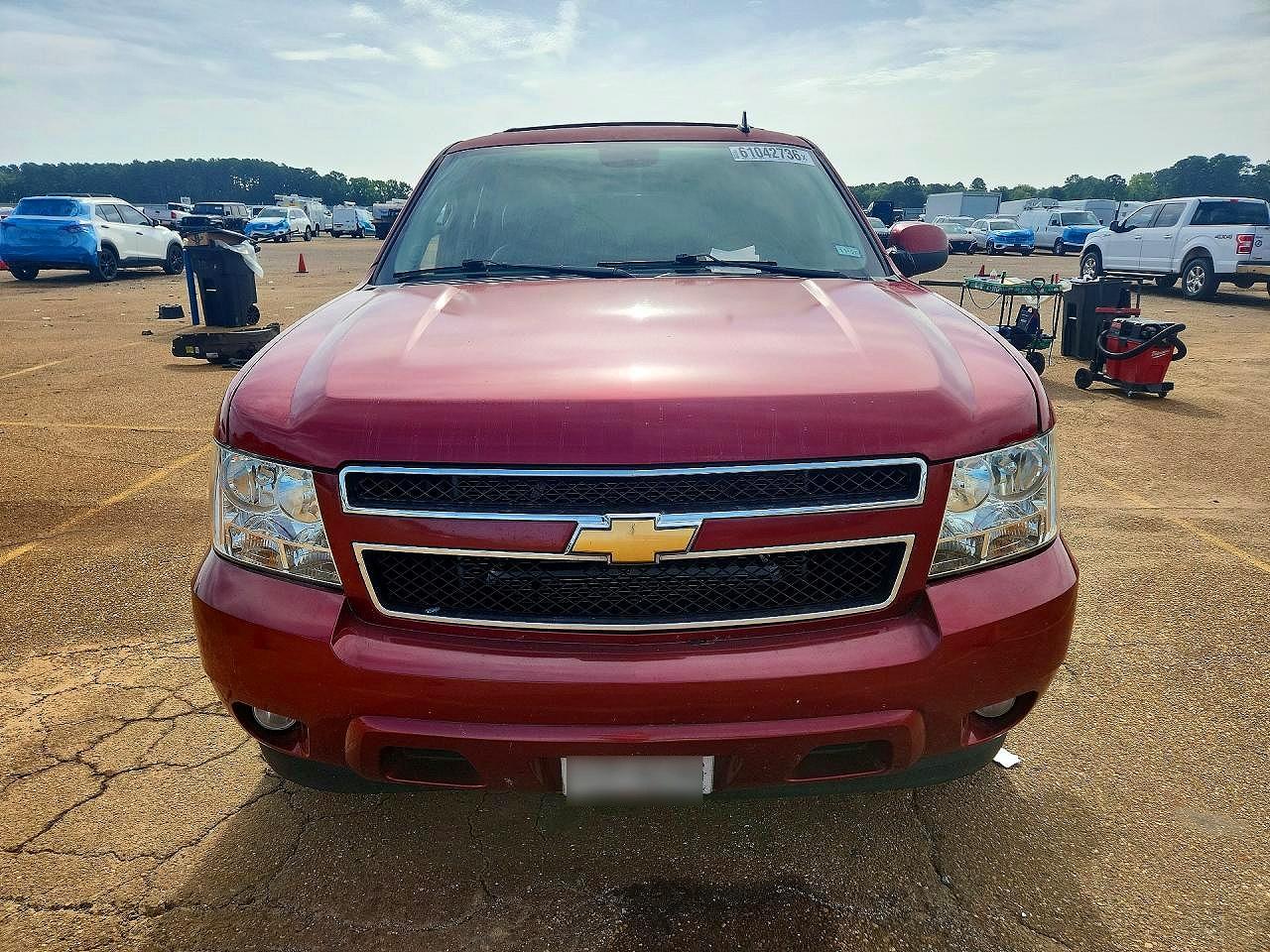 2013 Chevrolet Tahoe C1500 Lt Темно-бордовый vin: 1GNSCBE01DR244818