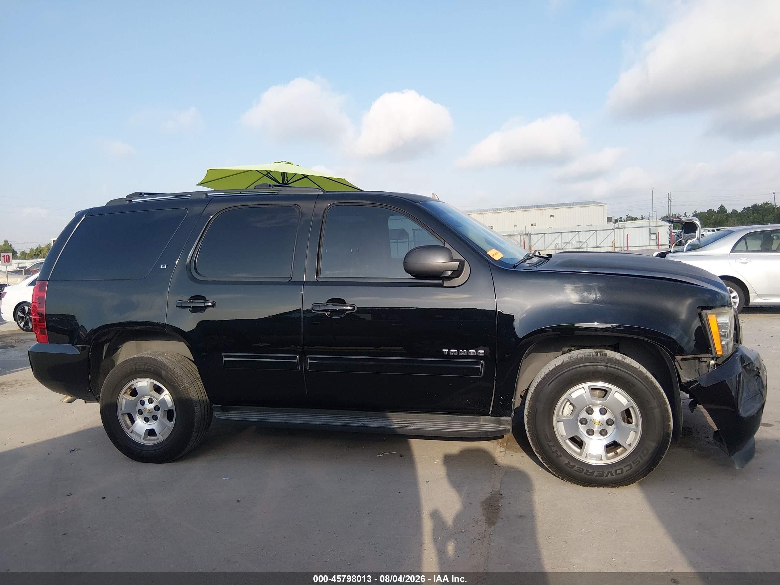 2014 Chevrolet Tahoe Lt Black vin: 1GNSCBE01ER216812