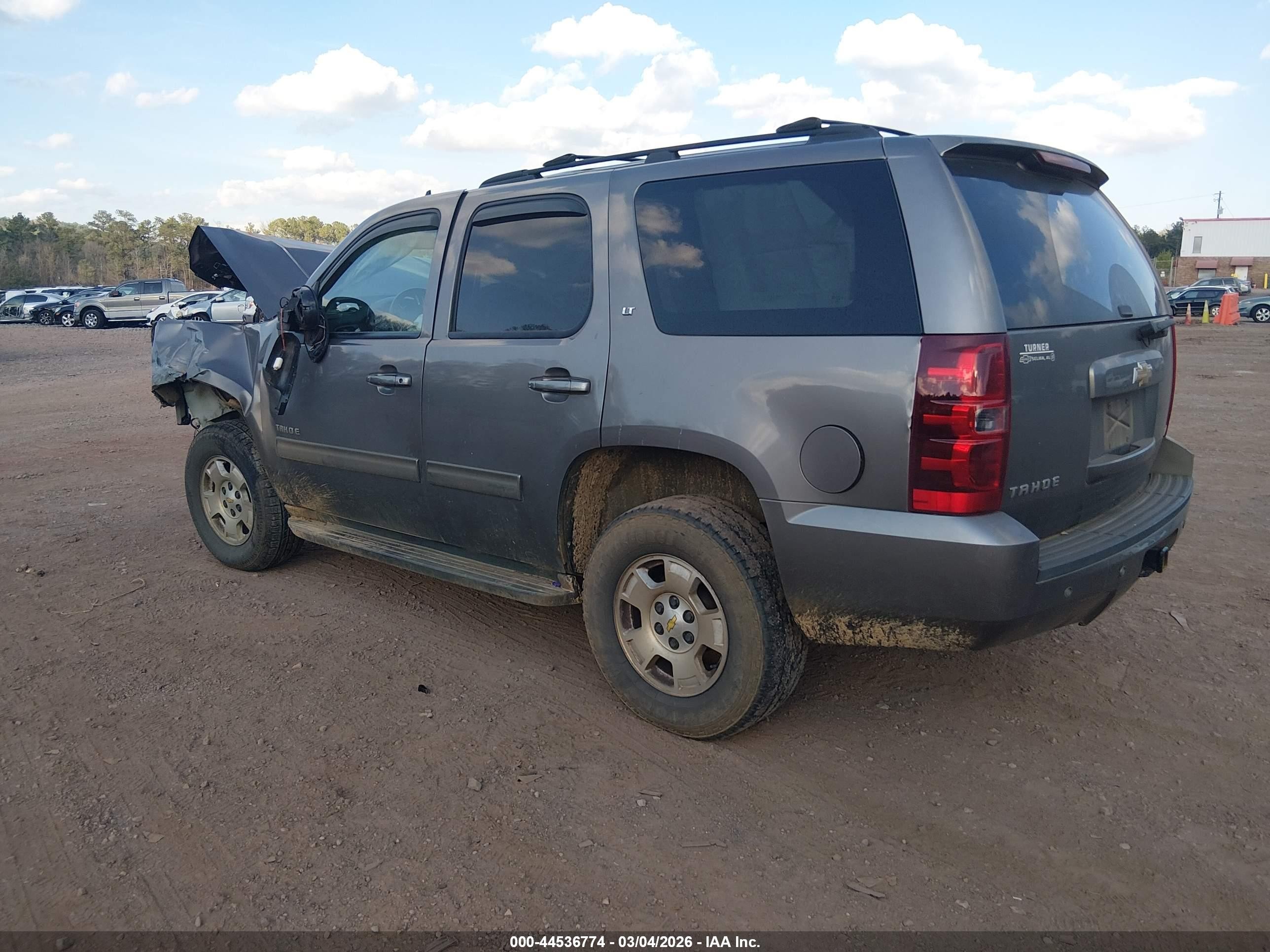 2011 Chevrolet Tahoe Lt Gold vin: 1GNSCBE02BR186831
