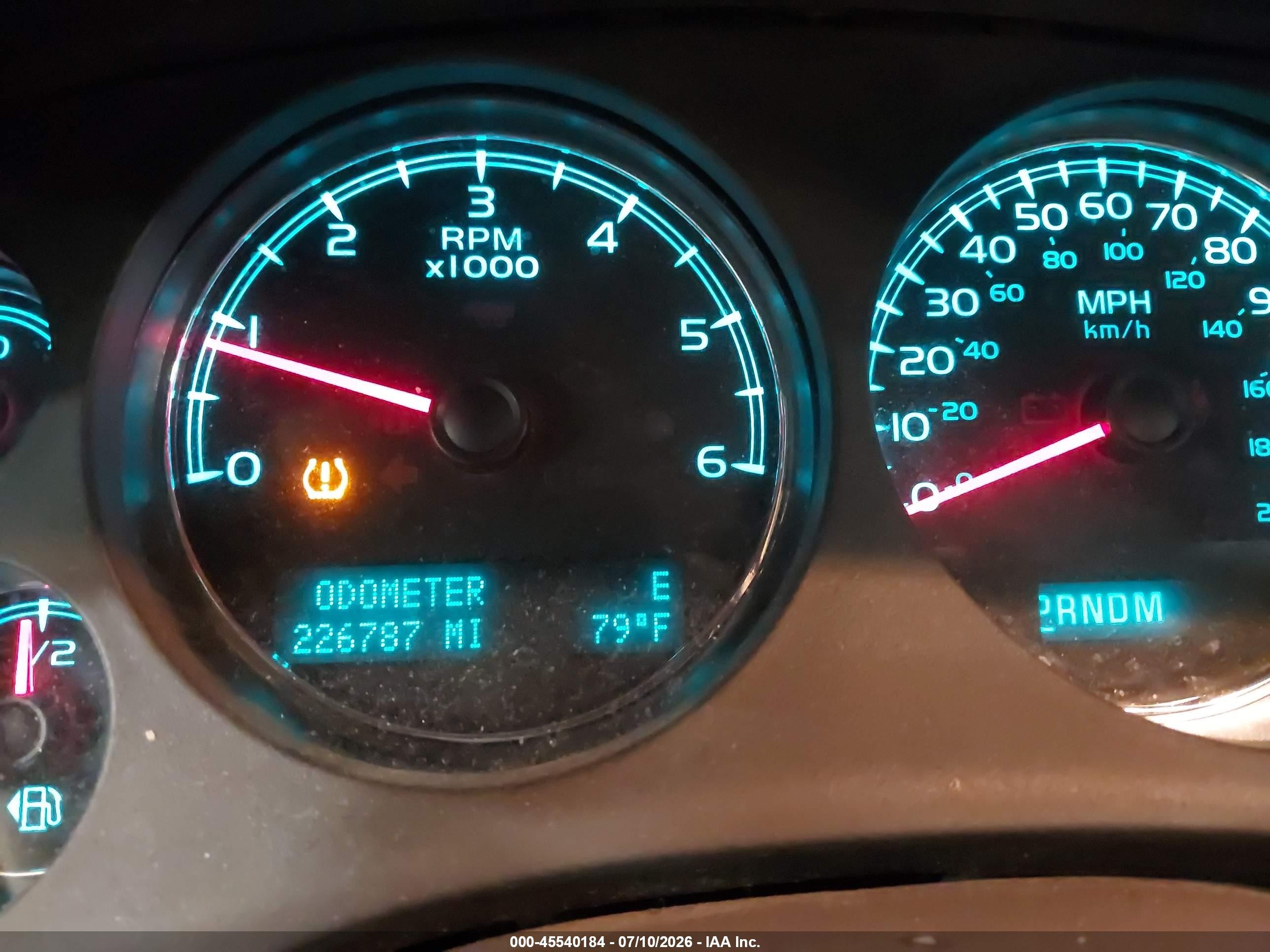 2011 Chevrolet Tahoe Lt Gray vin: 1GNSCBE02BR297556