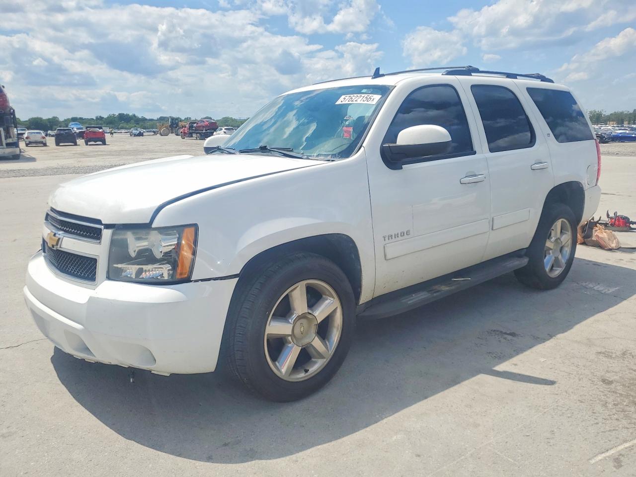 2013 Chevrolet Tahoe C1500 Lt White vin: 1GNSCBE02DR150611