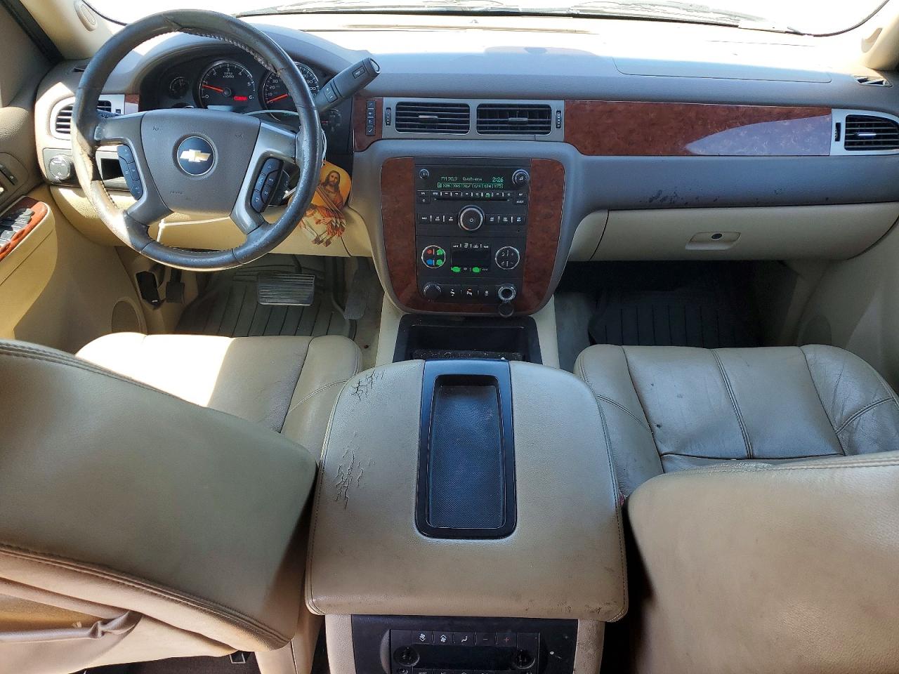 2013 Chevrolet Tahoe C1500 Lt Beige vin: 1GNSCBE02DR183432