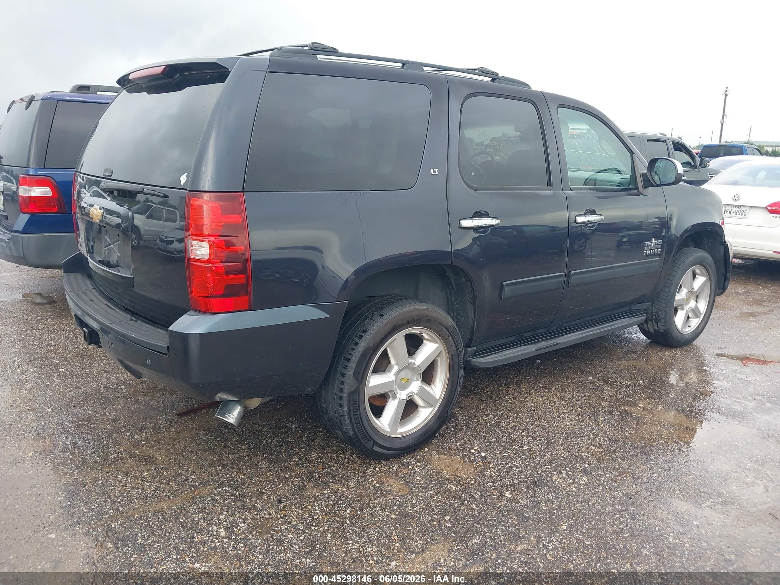 2013 Chevrolet Tahoe Lt Dark Blue vin: 1GNSCBE02DR205932