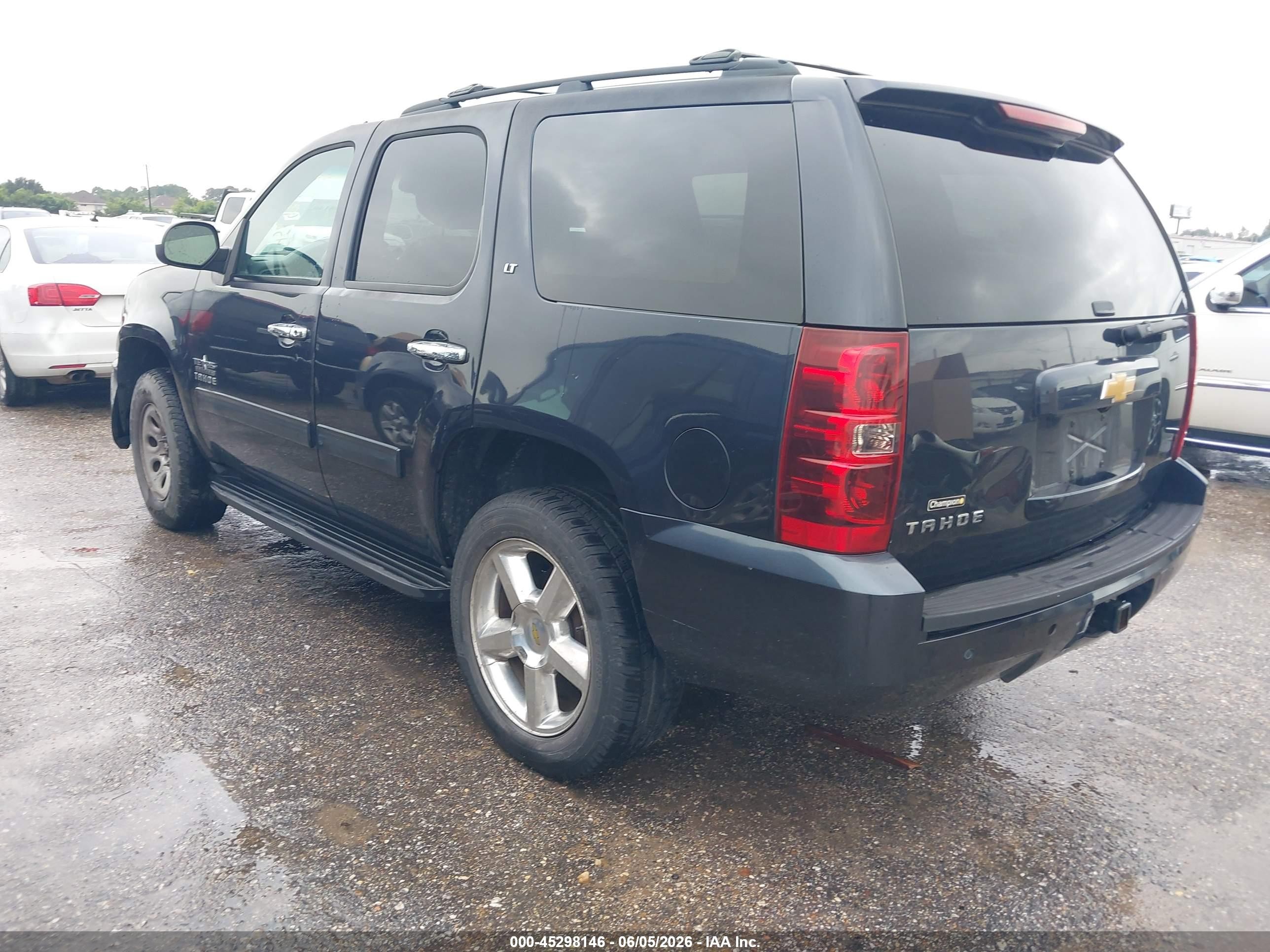 2013 Chevrolet Tahoe Lt Dark Blue vin: 1GNSCBE02DR205932