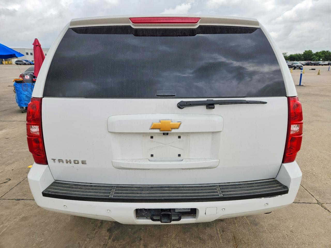 2013 Chevrolet Tahoe C1500 Lt White vin: 1GNSCBE02DR233925