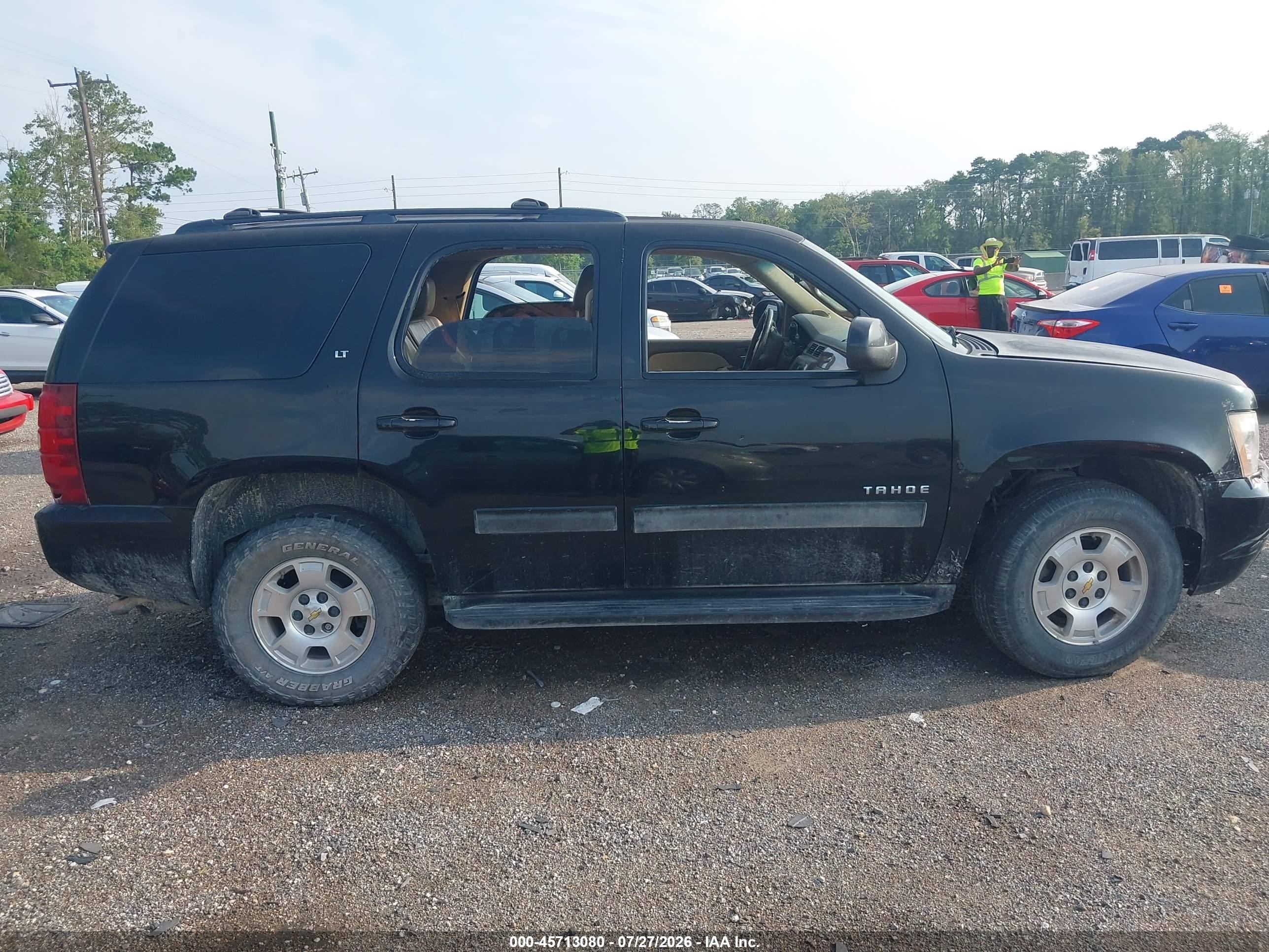 2013 Chevrolet Tahoe Lt Black vin: 1GNSCBE02DR333040