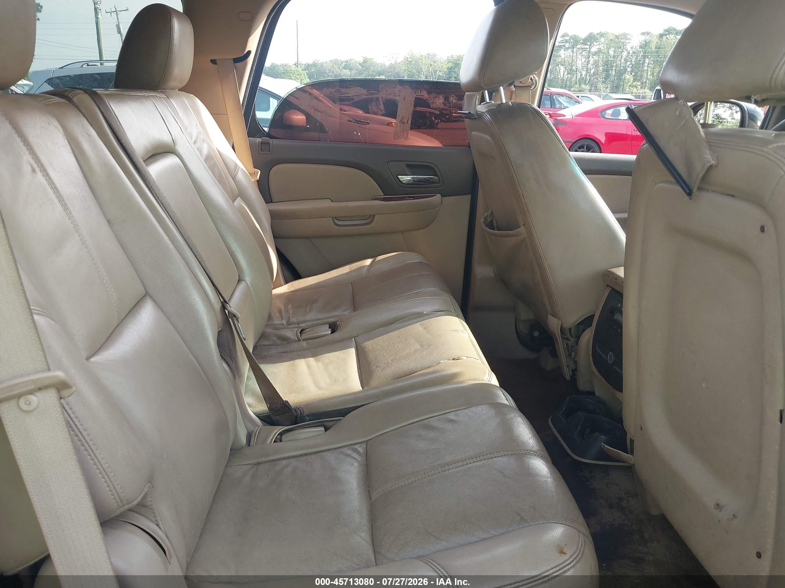 2013 Chevrolet Tahoe Lt Black vin: 1GNSCBE02DR333040