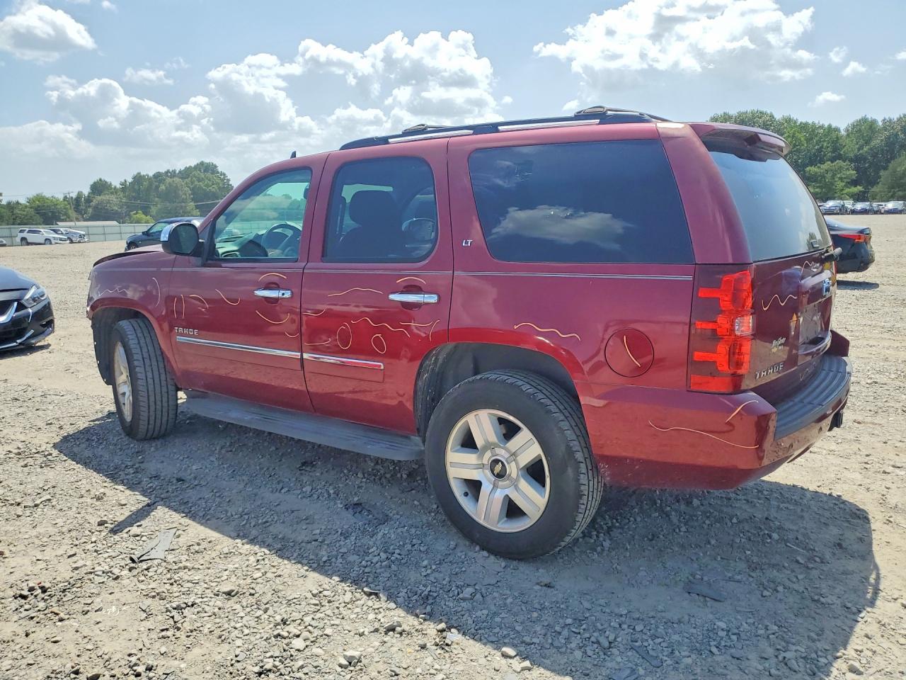 2011 Chevrolet Tahoe C1500 Lt Burgundy vin: 1GNSCBE03BR154468