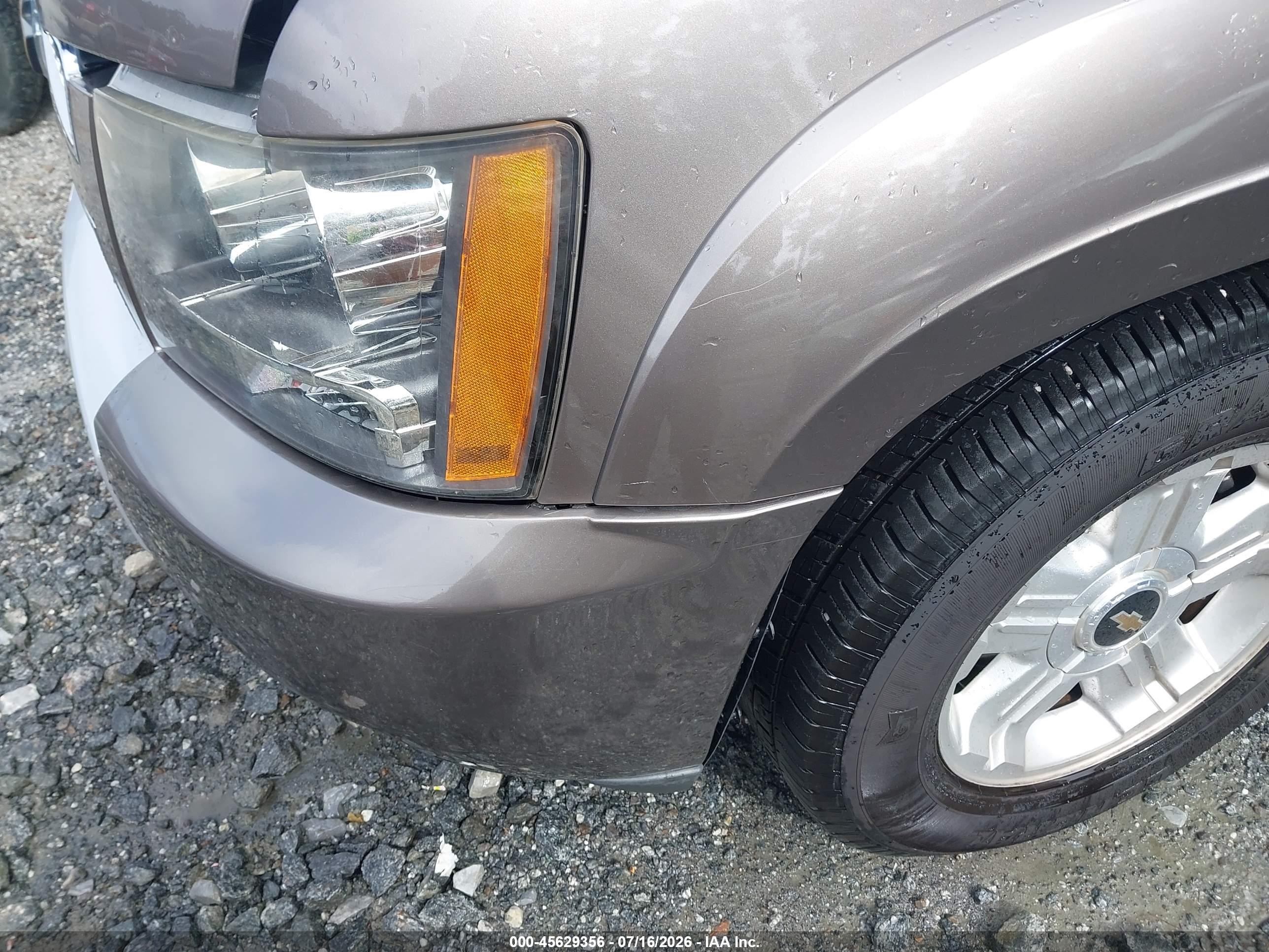 2013 Chevrolet Tahoe Lt Gray vin: 1GNSCBE03DR325738