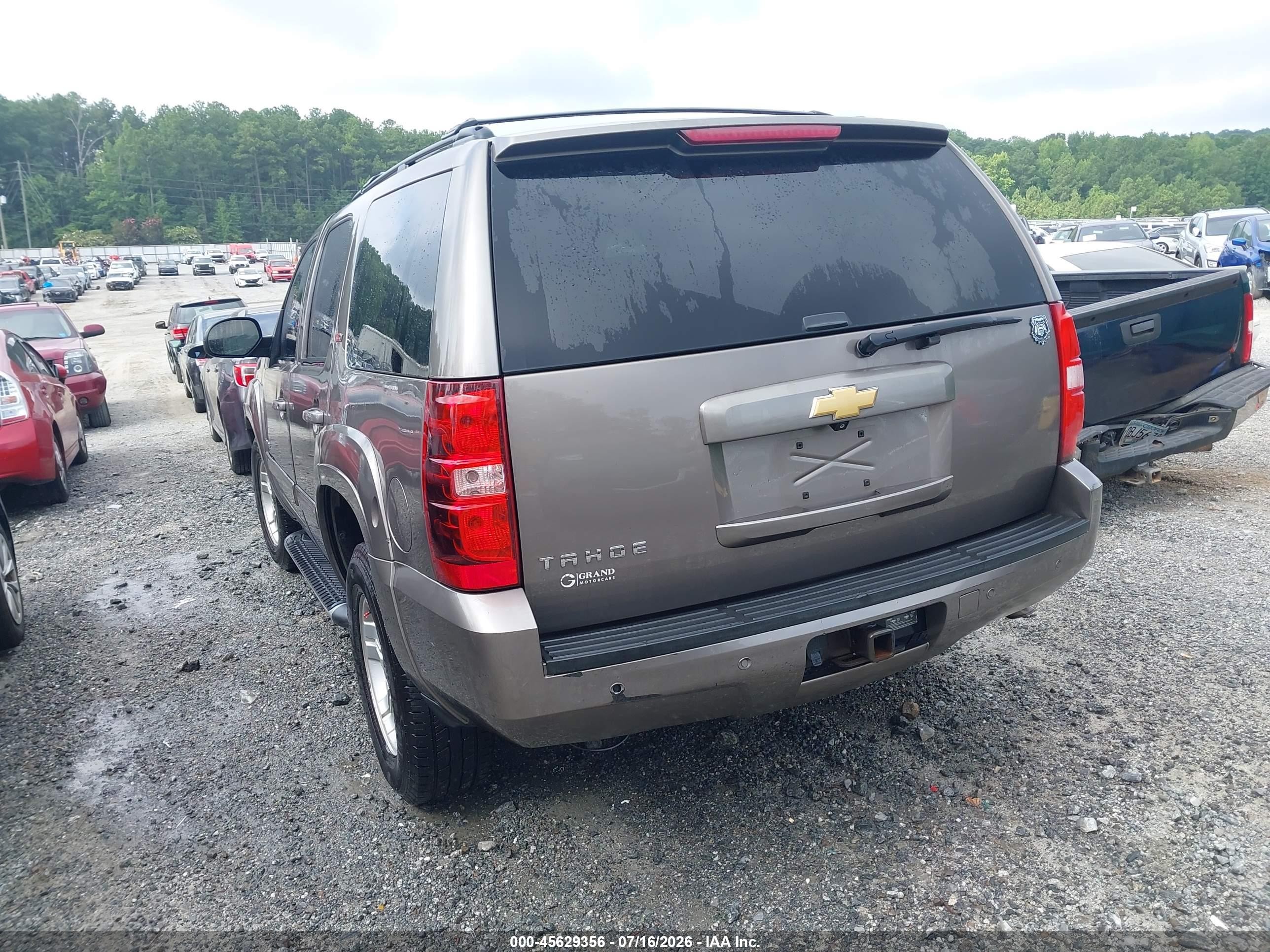2013 Chevrolet Tahoe Lt Gray vin: 1GNSCBE03DR325738