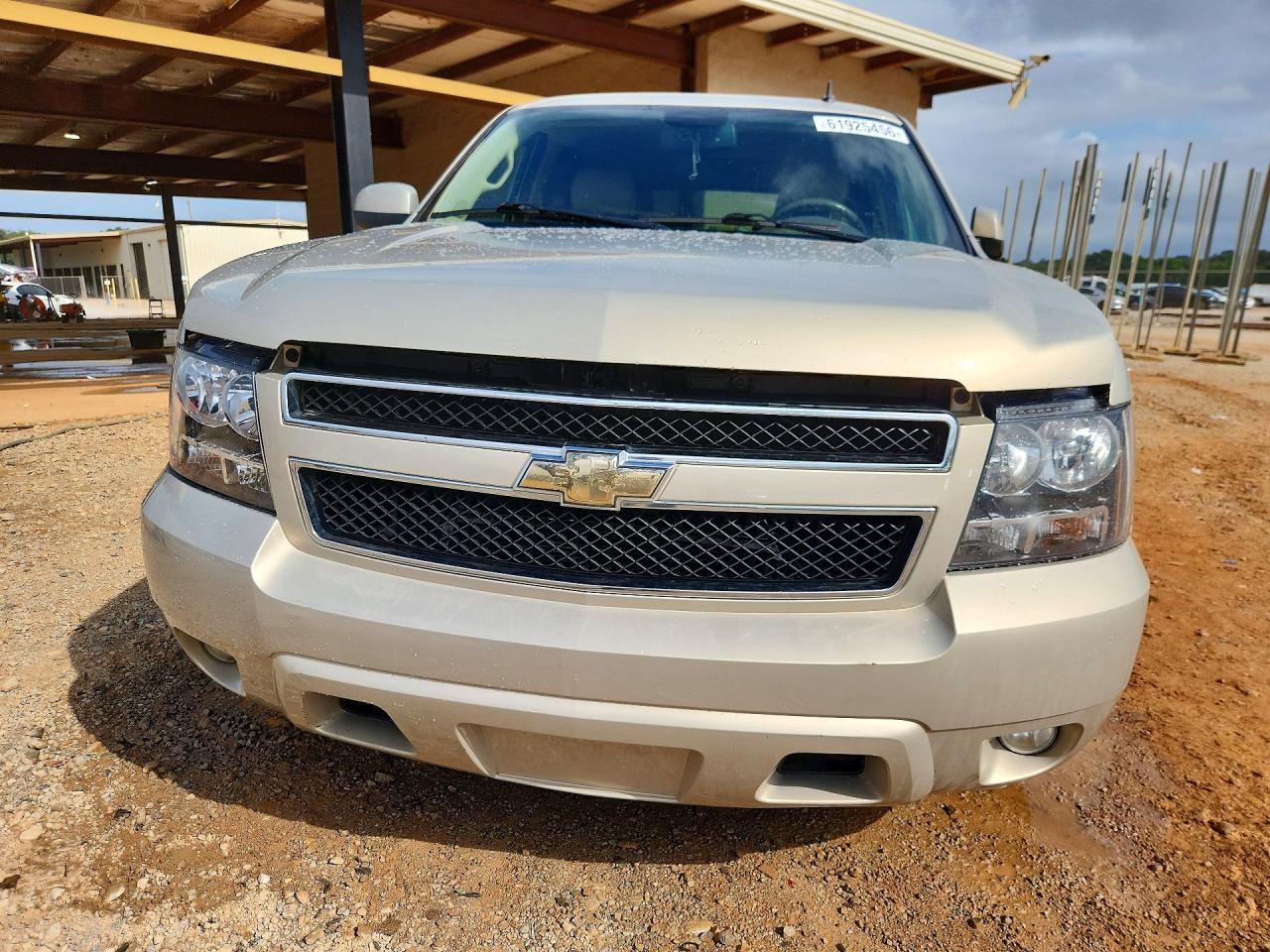 2011 Chevrolet Tahoe C1500 Lt Gold vin: 1GNSCBE04BR157315