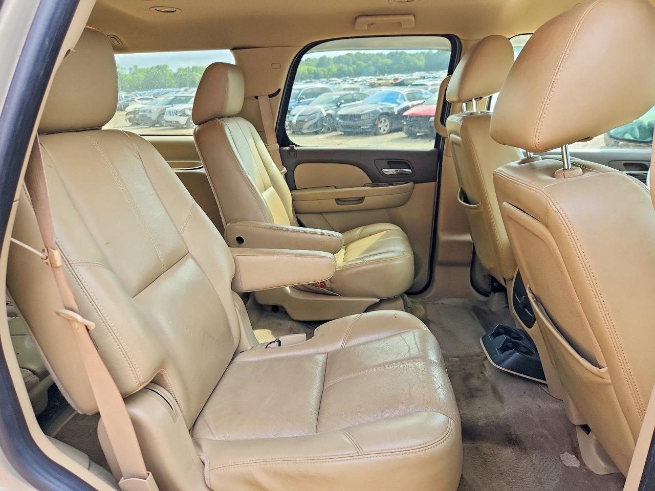 2011 Chevrolet Tahoe C1500 Lt Gold vin: 1GNSCBE04BR157315