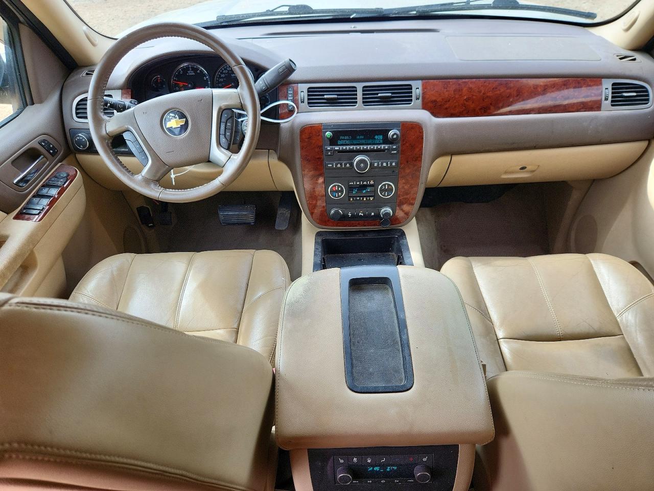 2011 Chevrolet Tahoe C1500 Lt Gold vin: 1GNSCBE04BR157315