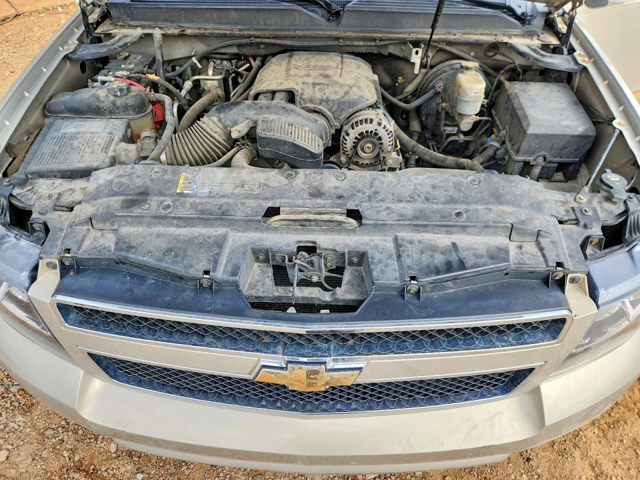 2011 Chevrolet Tahoe C1500 Lt Gold vin: 1GNSCBE04BR157315