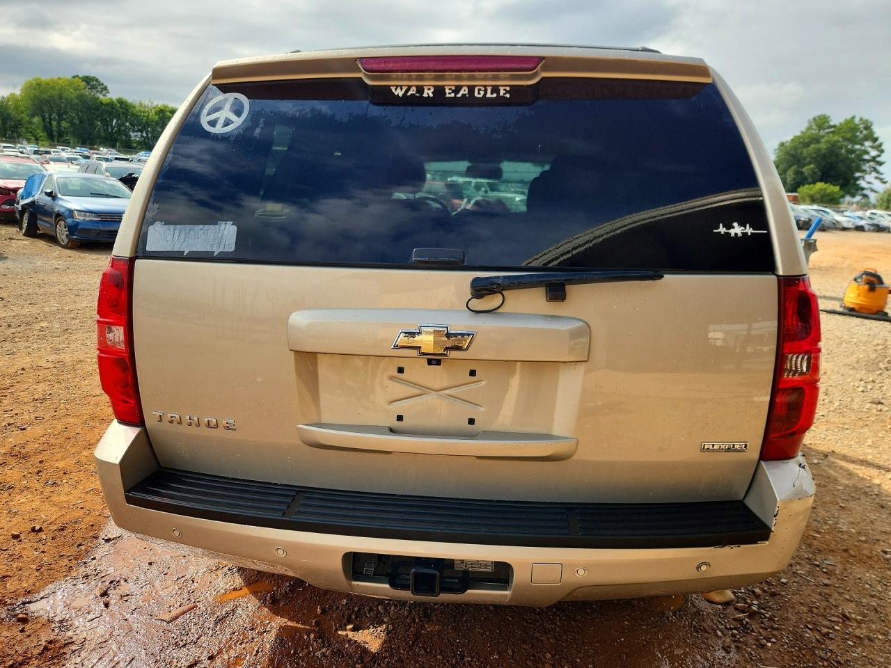 2011 Chevrolet Tahoe C1500 Lt Gold vin: 1GNSCBE04BR157315