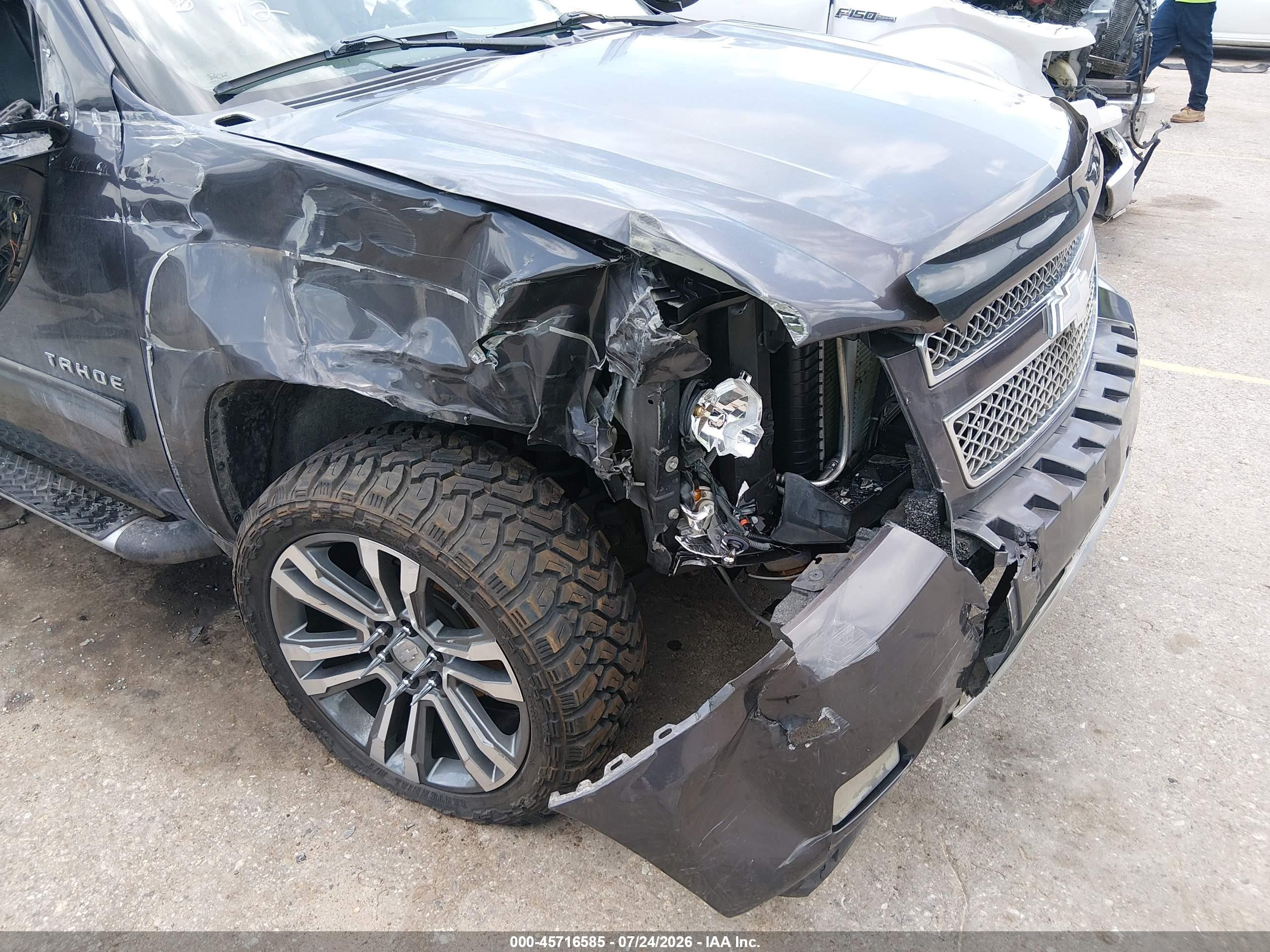 2011 Chevrolet Tahoe Lt Серый vin: 1GNSCBE04BR263067