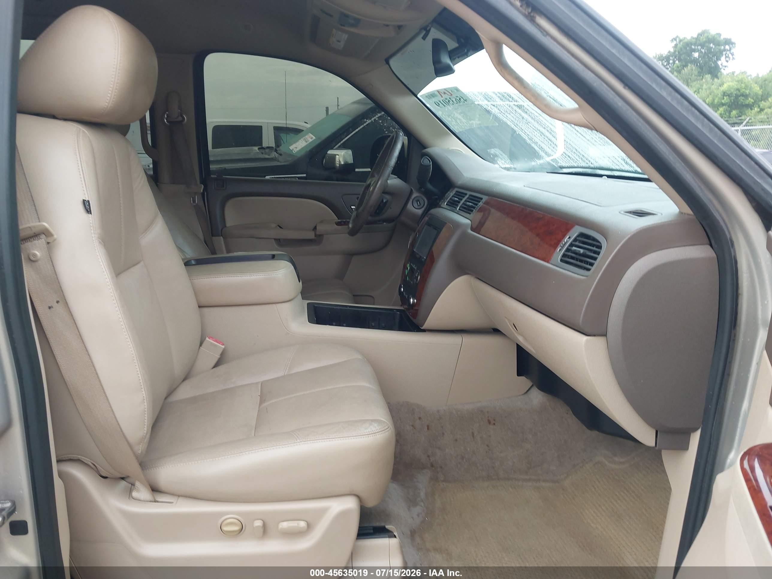 2012 Chevrolet Tahoe Lt Золотой vin: 1GNSCBE04CR278802