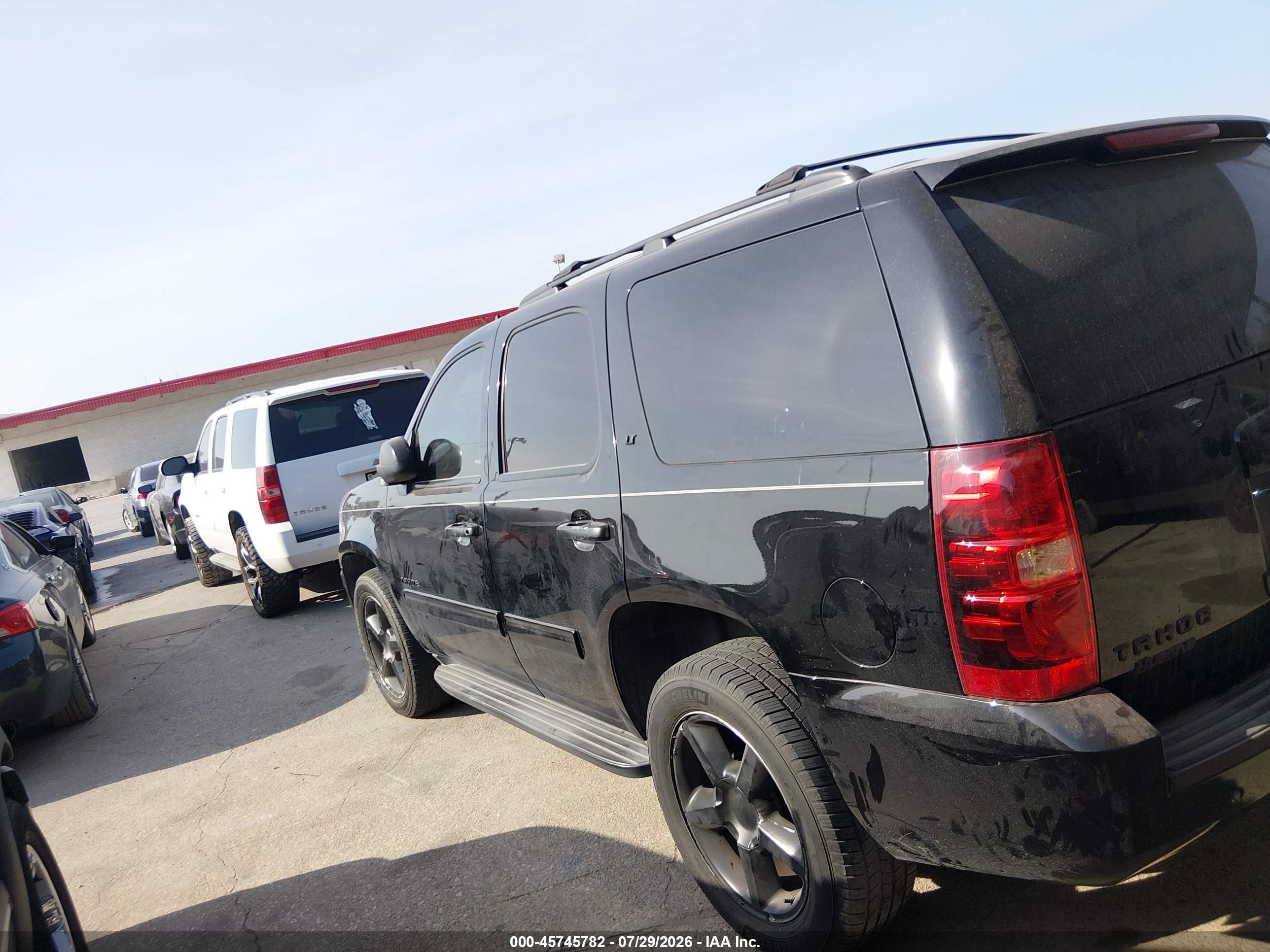 2013 Chevrolet Tahoe C1500 Lt Black vin: 1GNSCBE04DR182380