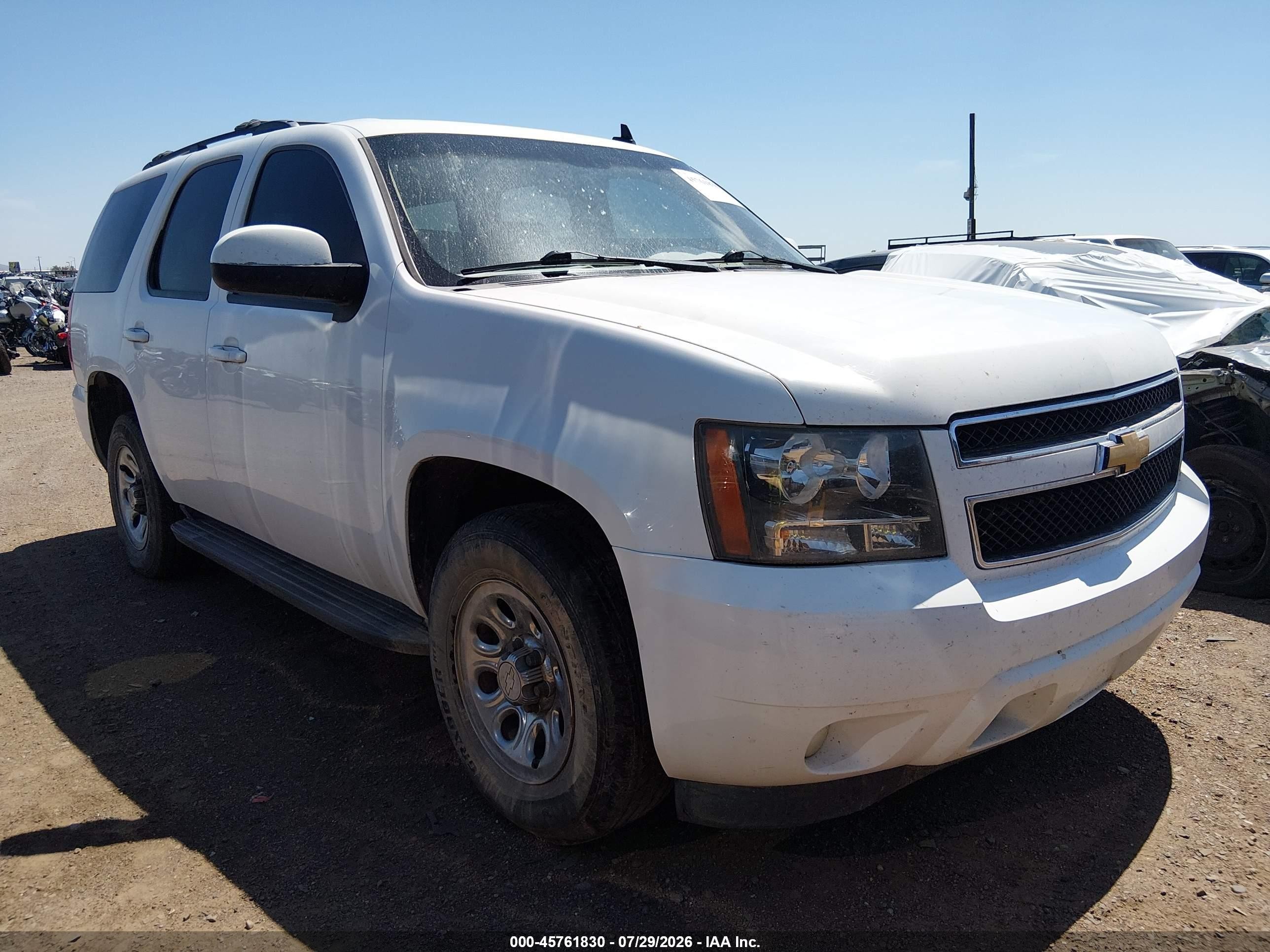 2013 Chevrolet Tahoe Lt White vin: 1GNSCBE04DR305434