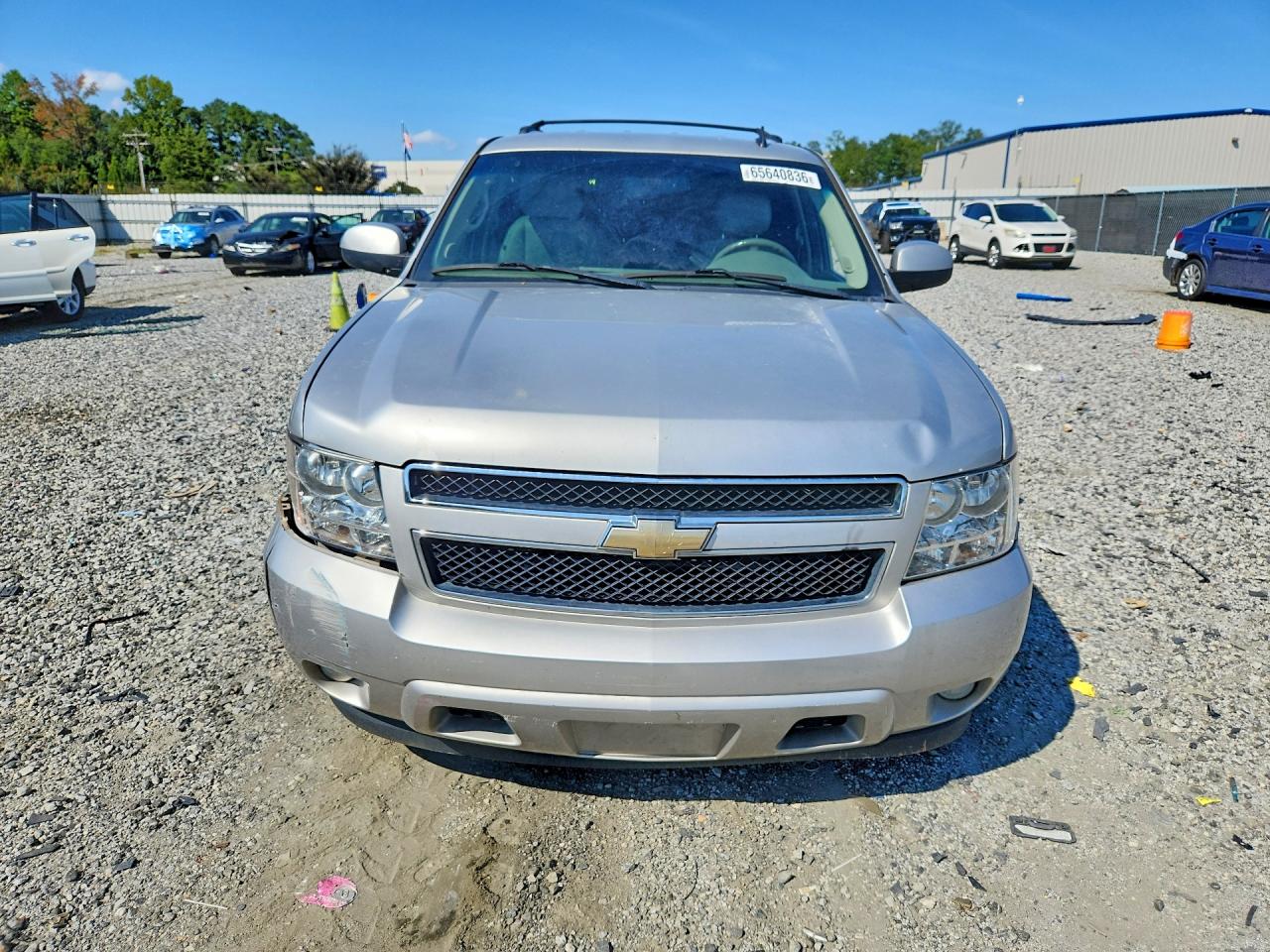 2011 Chevrolet Tahoe C1500 Lt Silver vin: 1GNSCBE05BR293498
