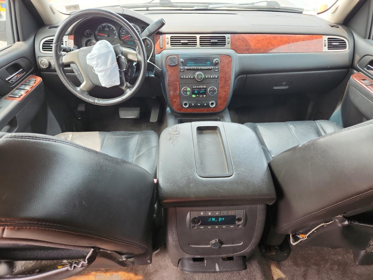 2011 Chevrolet Tahoe C1500 Lt Tan vin: 1GNSCBE05BR382049