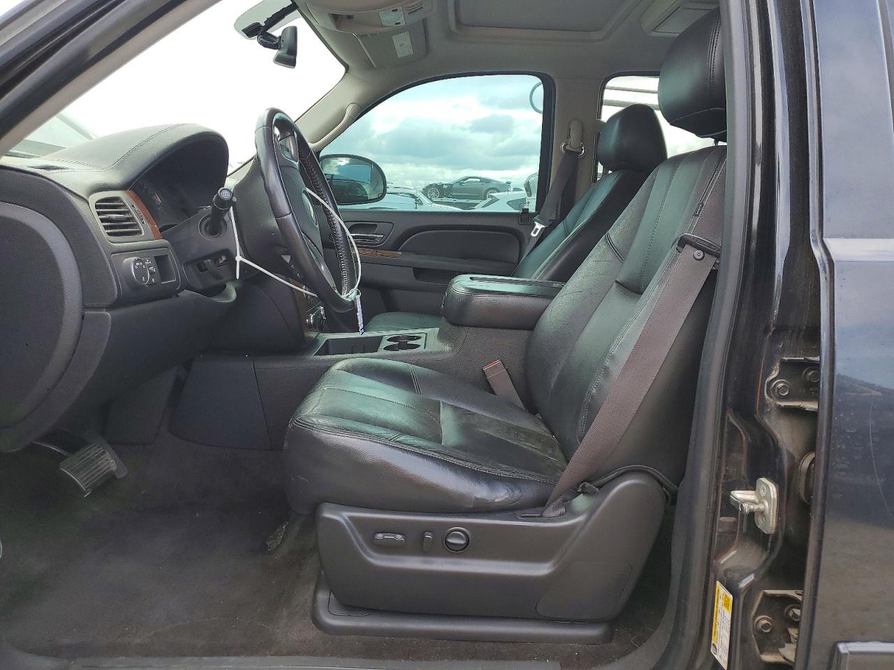 2012 Chevrolet Tahoe C1500 Lt Black vin: 1GNSCBE05CR315727