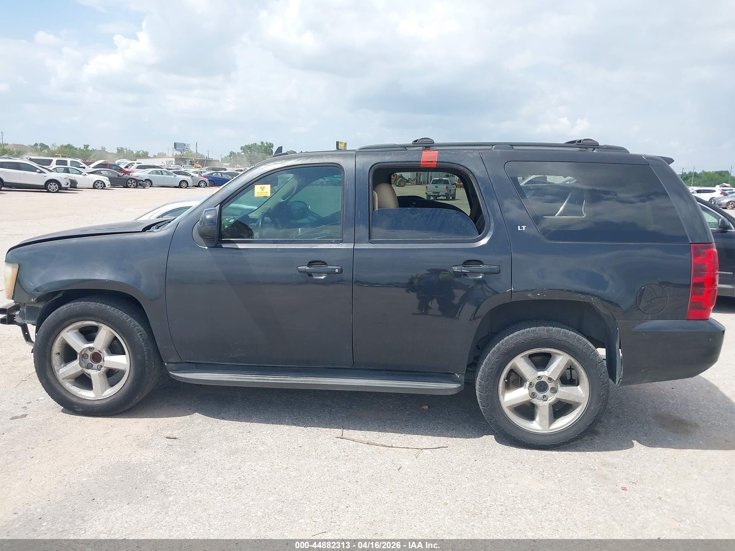 2013 Chevrolet Tahoe Lt Черный vin: 1GNSCBE05DR240514