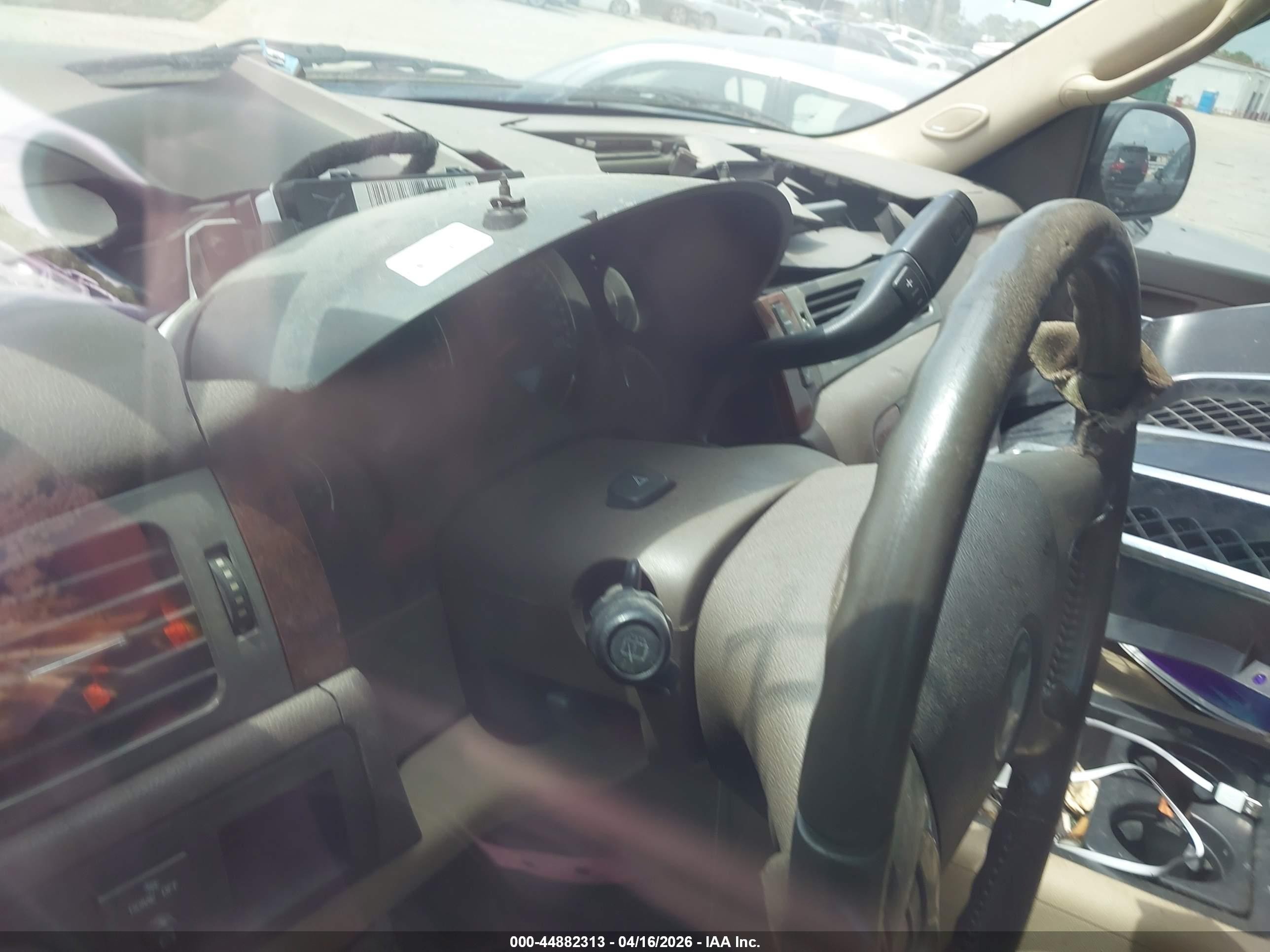2013 Chevrolet Tahoe Lt Черный vin: 1GNSCBE05DR240514