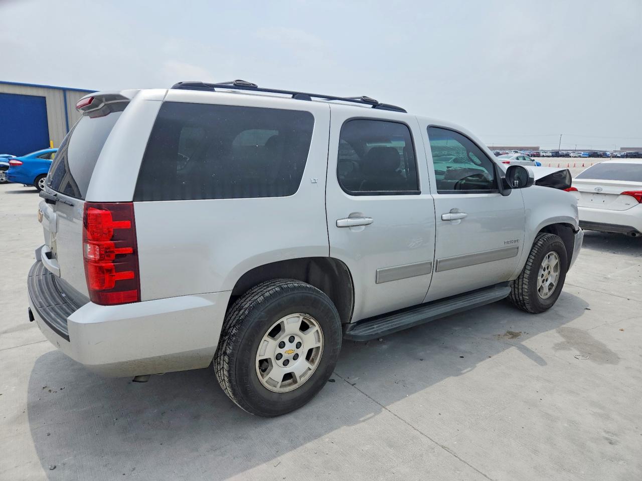 2014 Chevrolet Tahoe C1500 Lt Silver vin: 1GNSCBE05ER146909