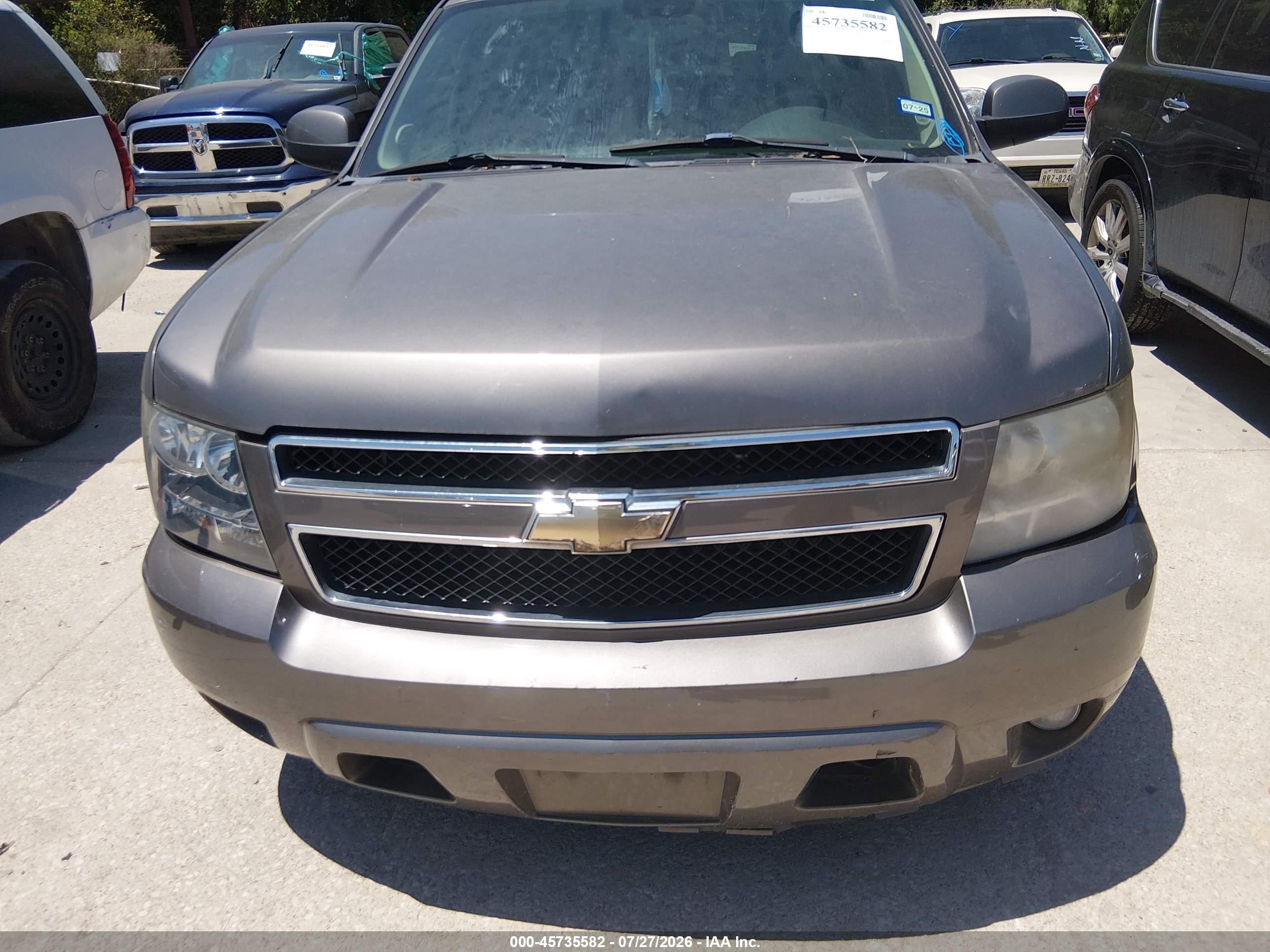 2011 Chevrolet Tahoe Lt Brown vin: 1GNSCBE06BR238154