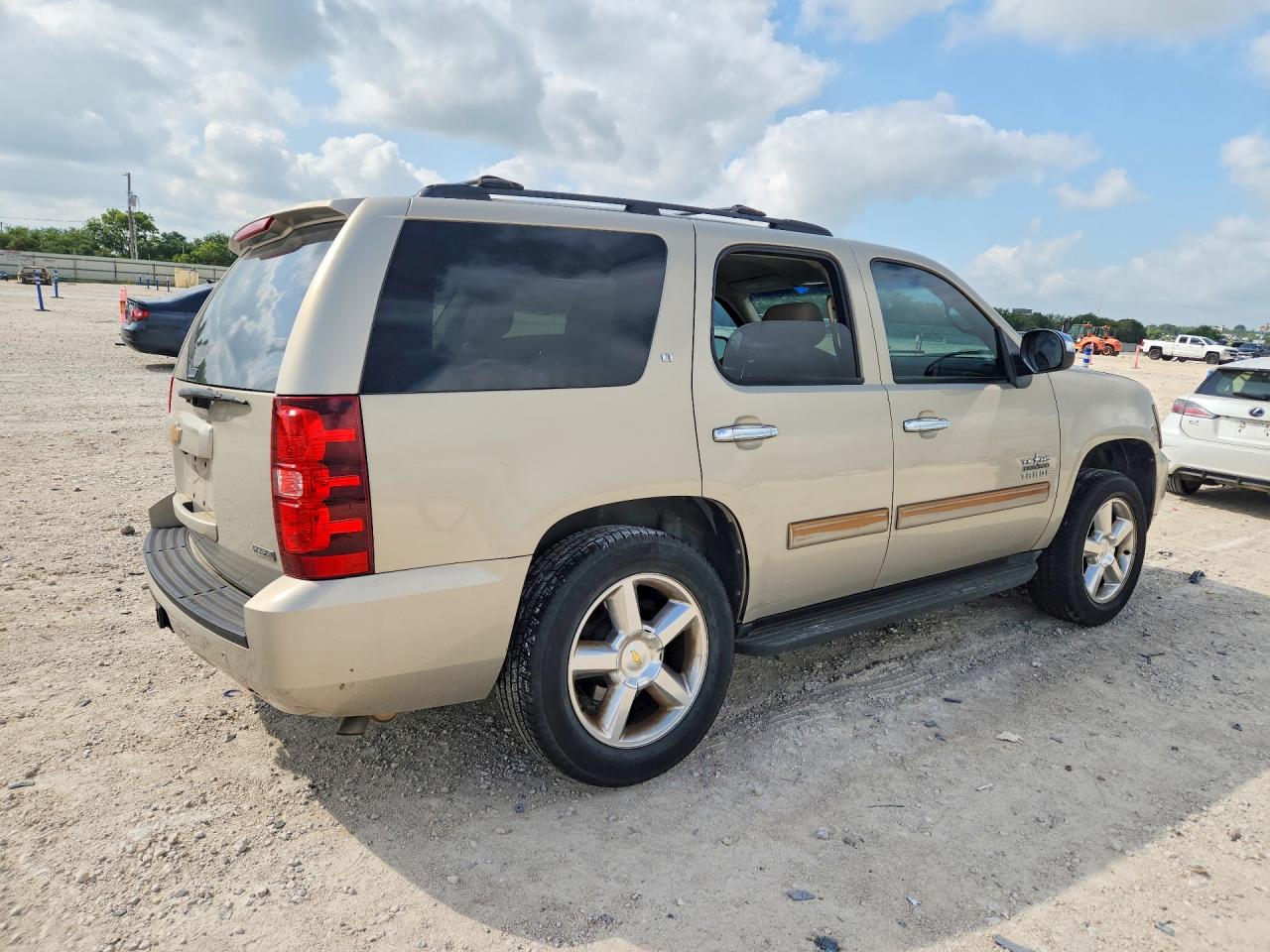 2012 Chevrolet Tahoe C1500 Lt Gold vin: 1GNSCBE06CR105816