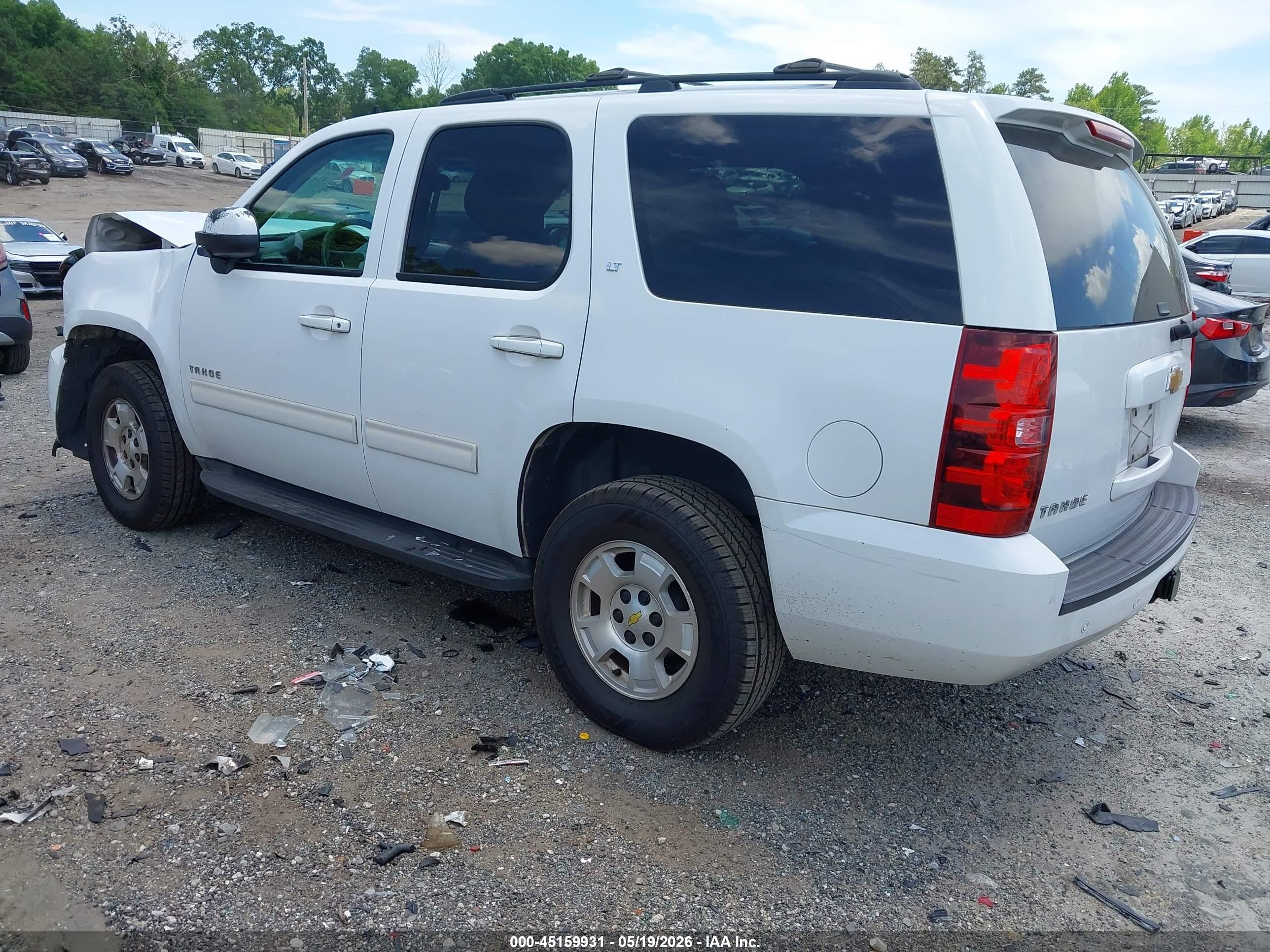 2012 Chevrolet Tahoe Lt Белый vin: 1GNSCBE07CR134144