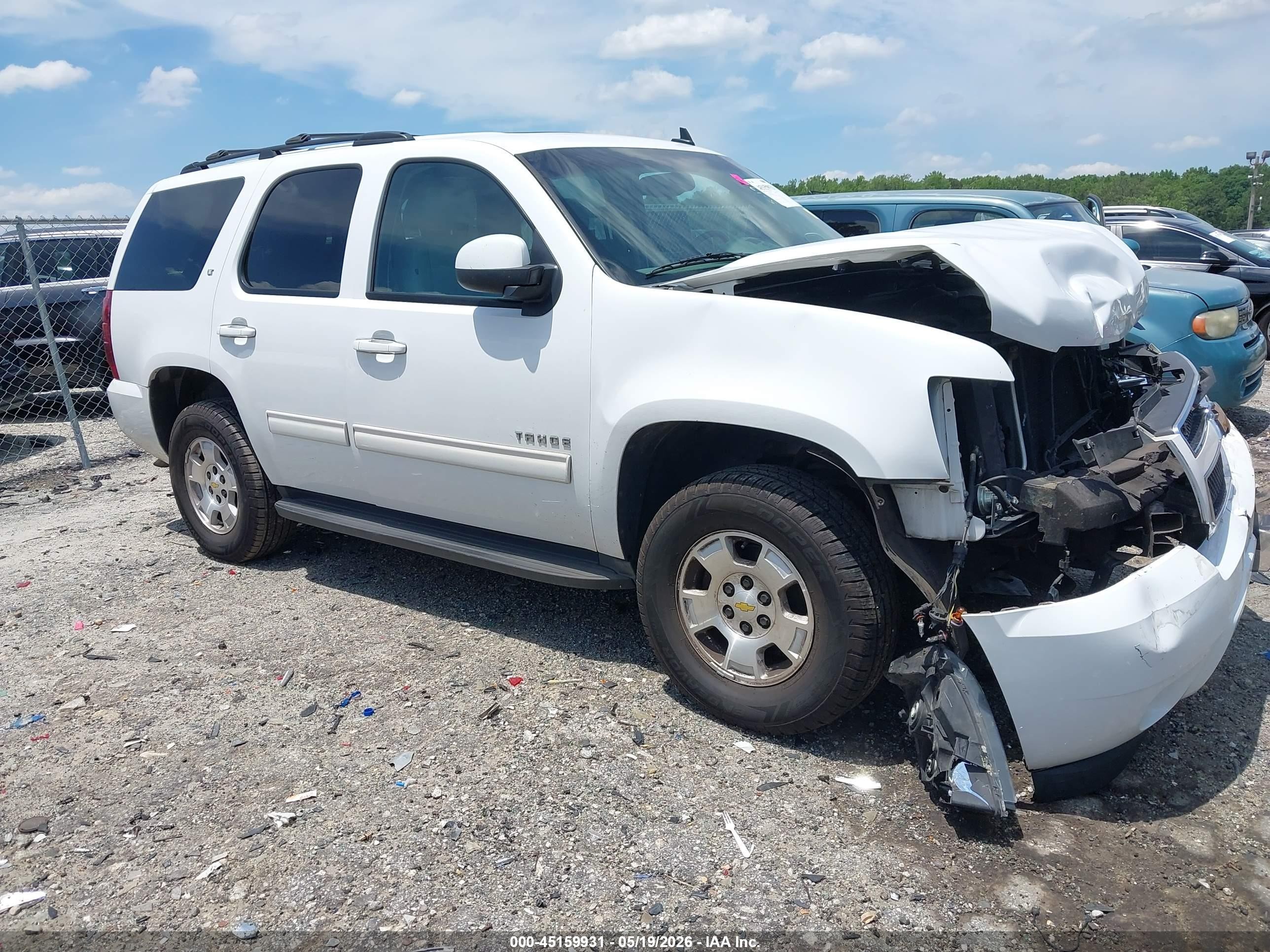 2012 Chevrolet Tahoe Lt Белый vin: 1GNSCBE07CR134144