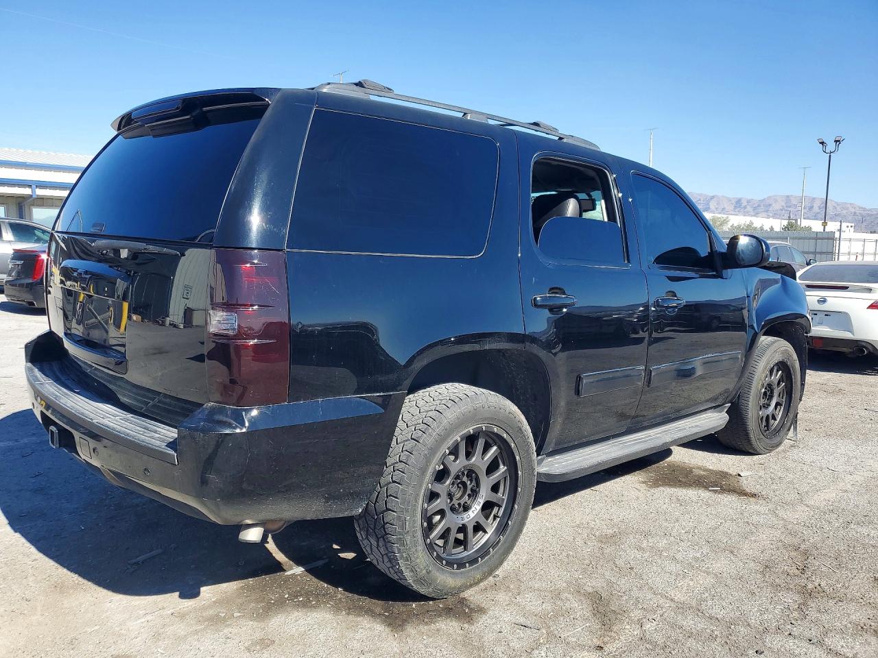 2014 Chevrolet Tahoe C1500 Lt Black vin: 1GNSCBE07ER133658
