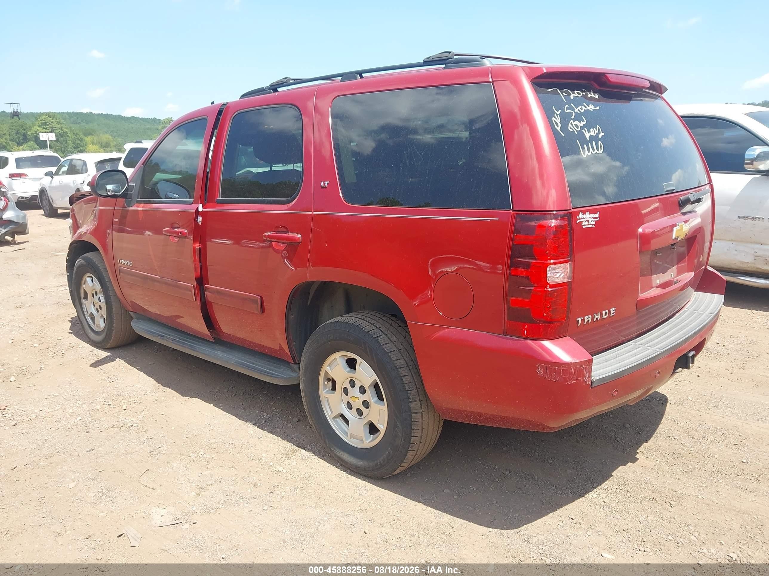 2014 Chevrolet Tahoe Lt Red vin: 1GNSCBE07ER231217