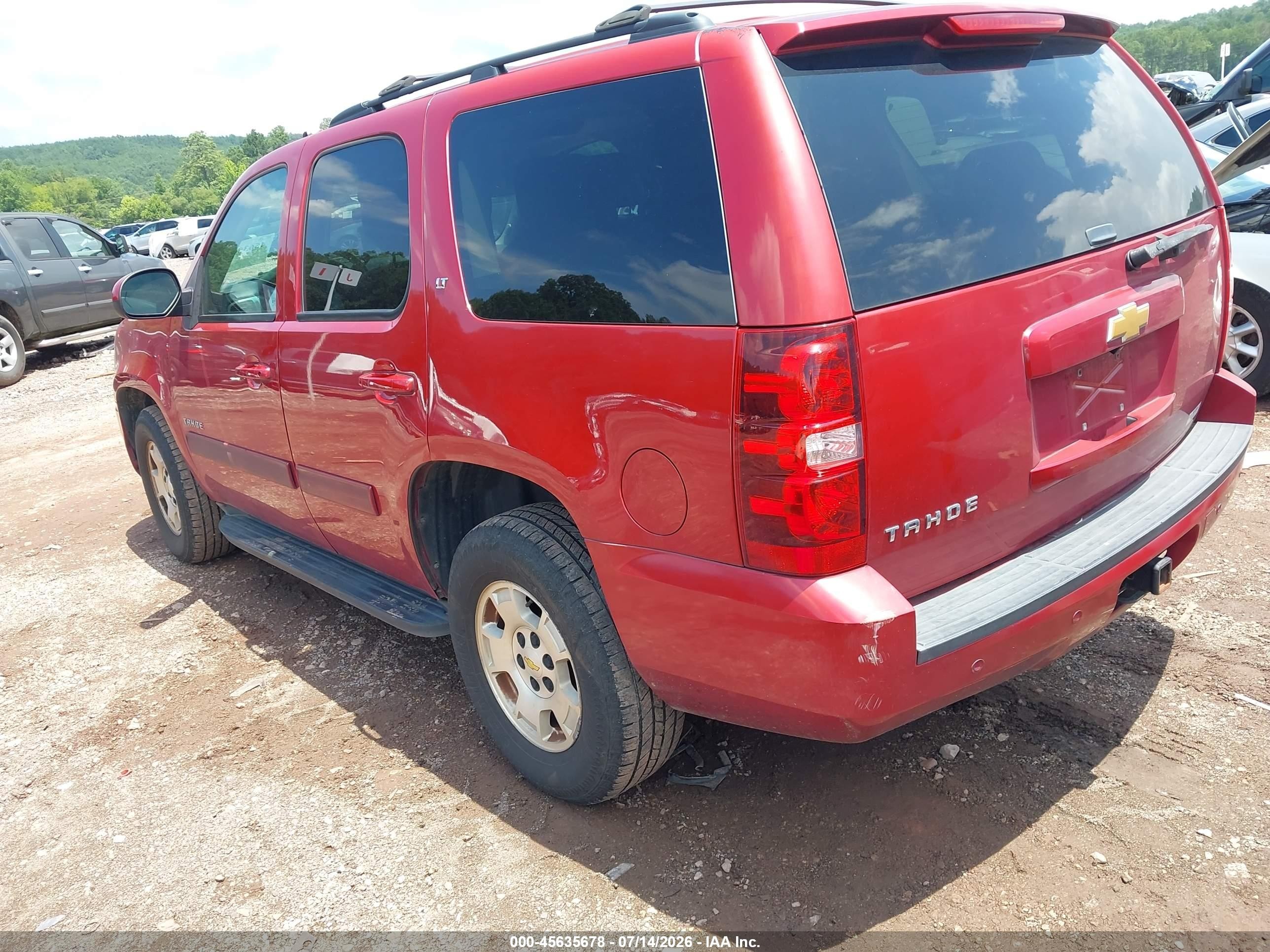 2014 Chevrolet Tahoe Lt Красный vin: 1GNSCBE07ER236790