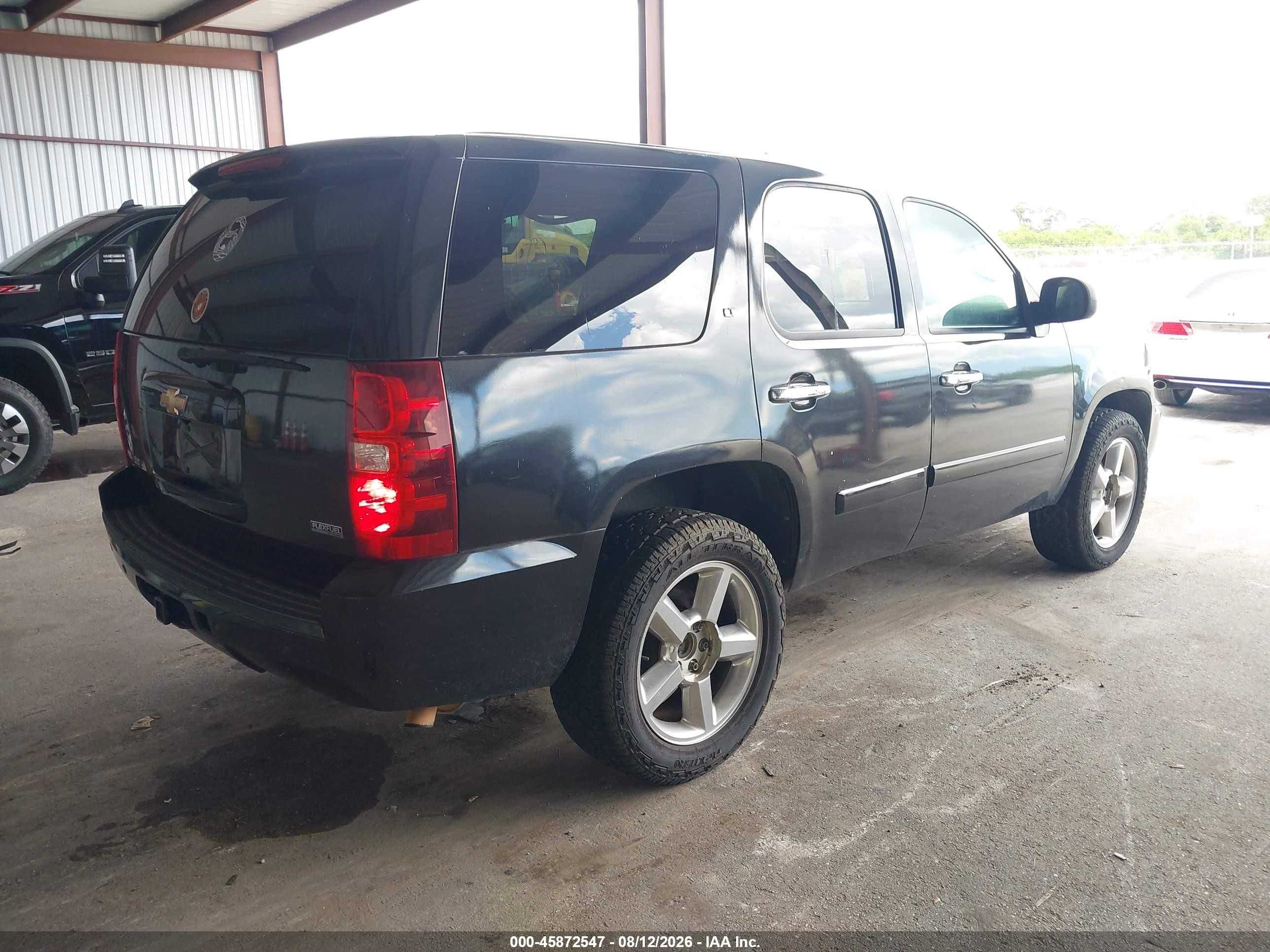 2011 Chevrolet Tahoe Lt Black vin: 1GNSCBE08BR114337